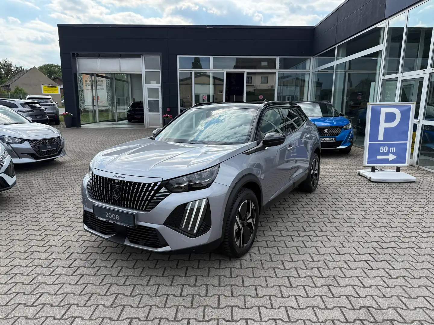 Peugeot 2008 GT 1.2 PureTech 130Navigation, 306° Kamera, Schie Argent - 1