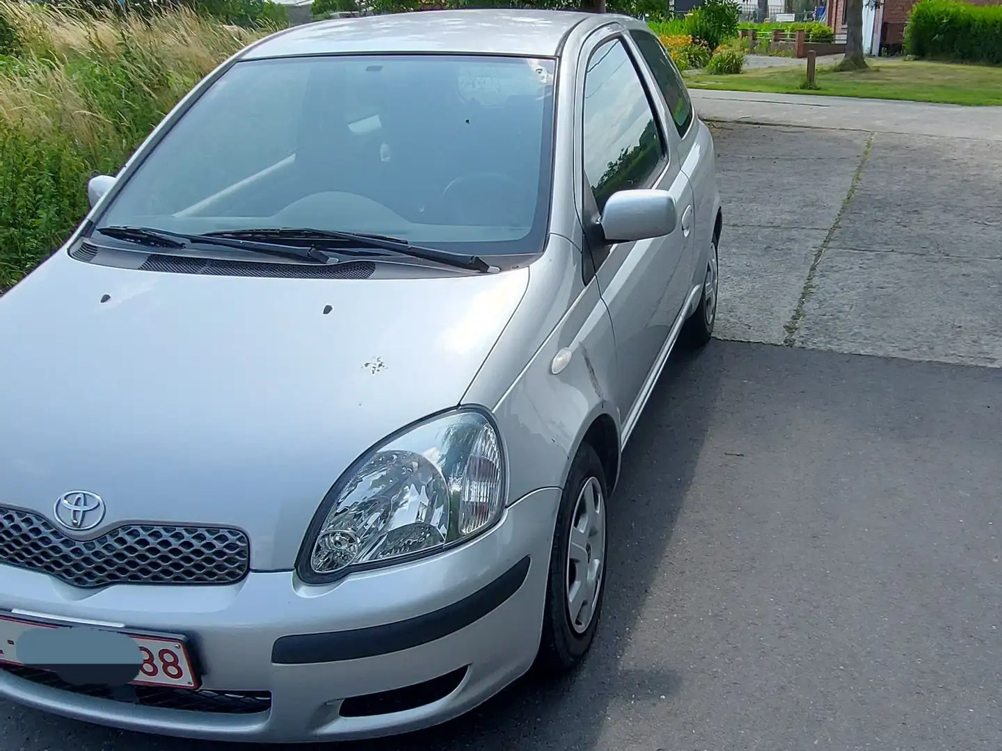 Toyota Yaris Yaris 1.3i VVT-i 16v Argent - 2