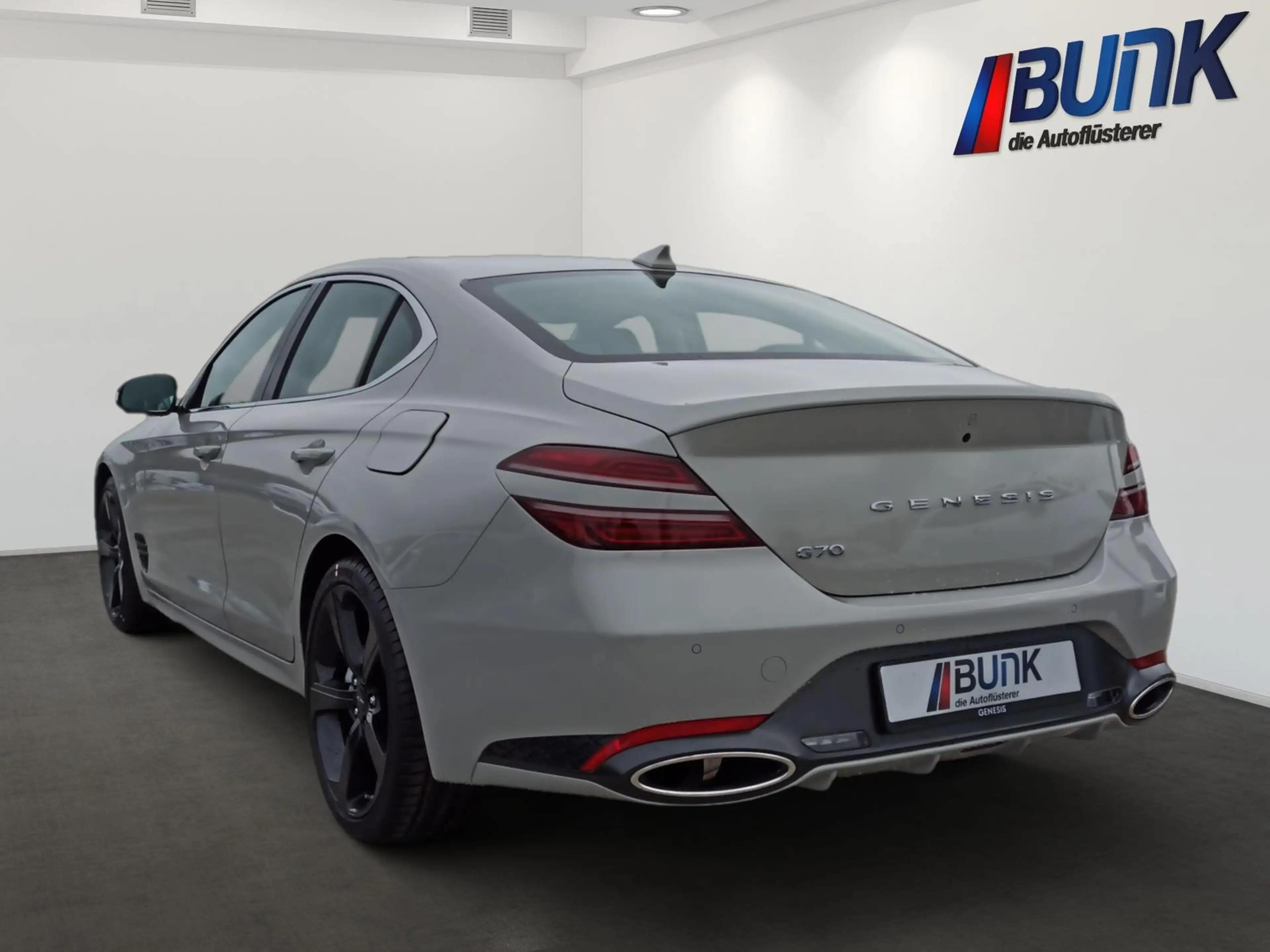 Genesis G70 G70 Premium 2.0L / Fahrassistenz-System / LED — photo 4