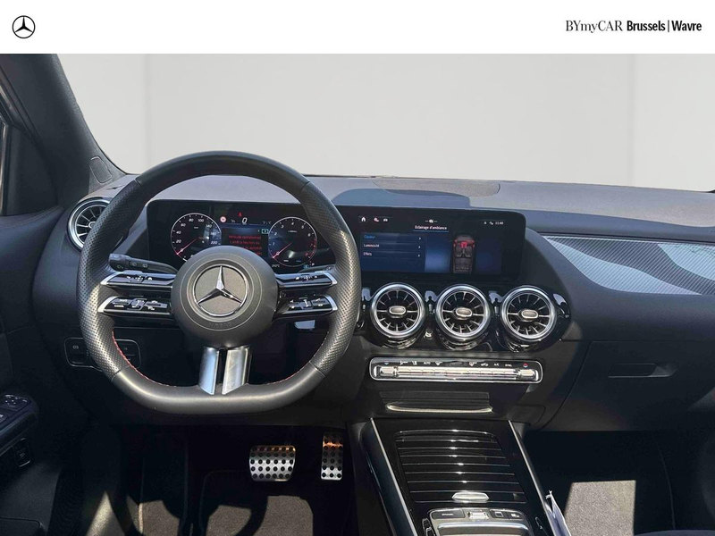 Mercedes-Benz GLA 180 GLA Star Edition — photo 10
