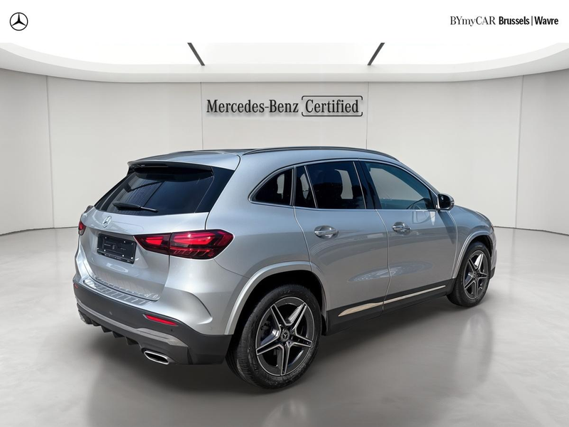 Mercedes-Benz GLA 180 GLA Star Edition — photo 3