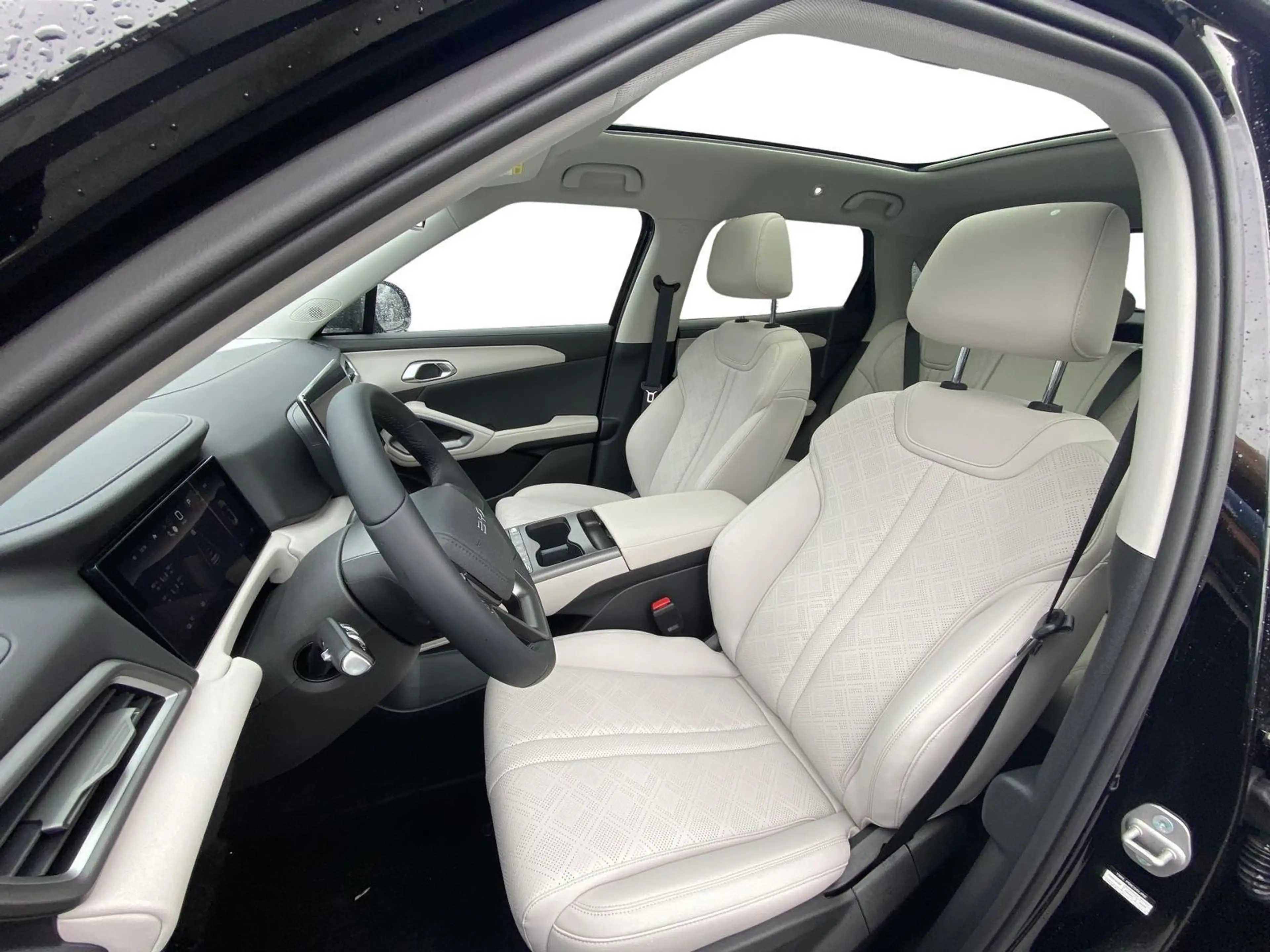 BYD Atto 2 Comfort 64kWh — photo 7