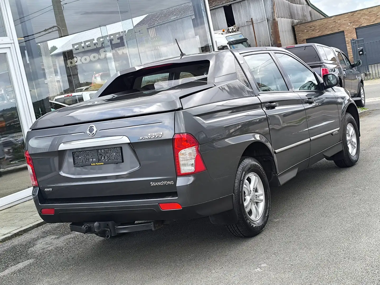 SsangYong Actyon 2.0 TD SPORTS QUARTZ 4WD BOITE AUTOMATIQUE COVER Grijs - 2