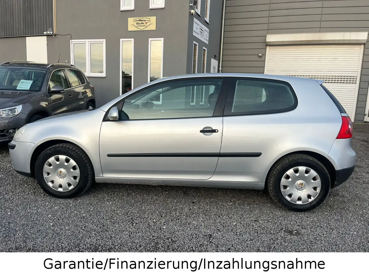 Volkswagen Golf V Lim. Trendline*2.HD*Klima*TüvNeu* Silber - 1