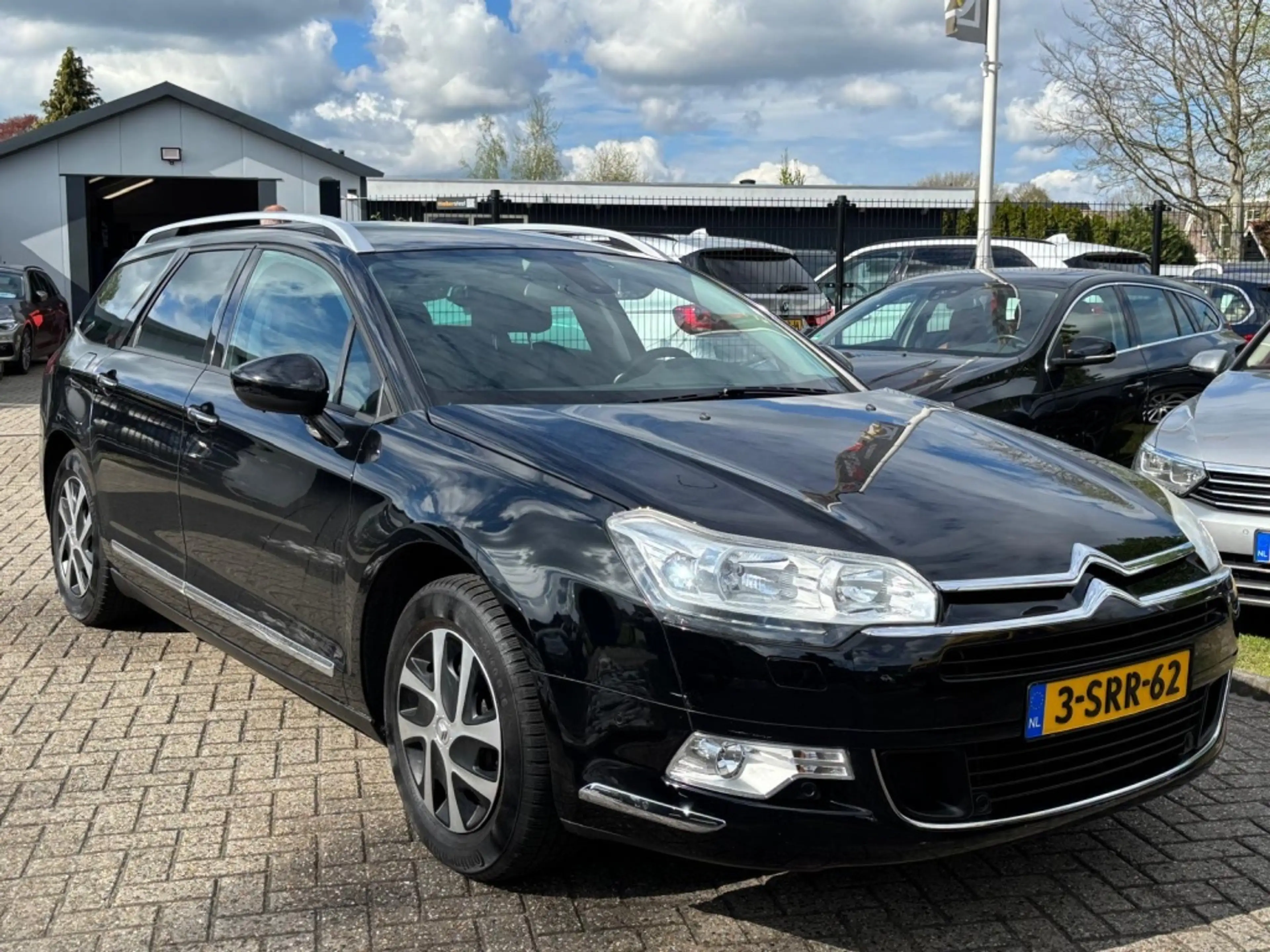 Citroen C5 Tourer 1.6 Benzine 2013 Zwart 111.000 KM — photo 2