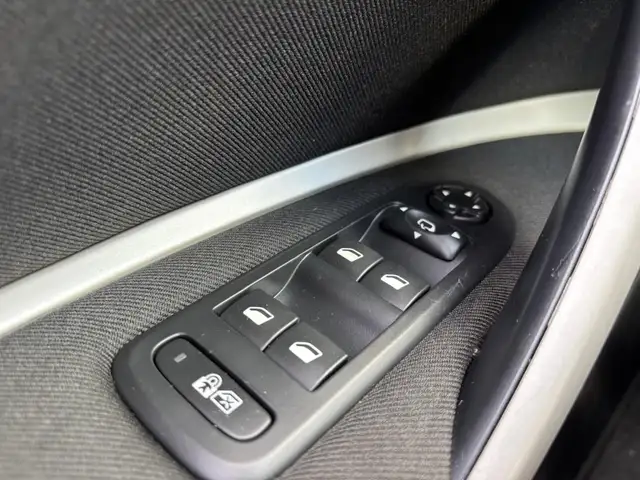 Citroen C5 view 14