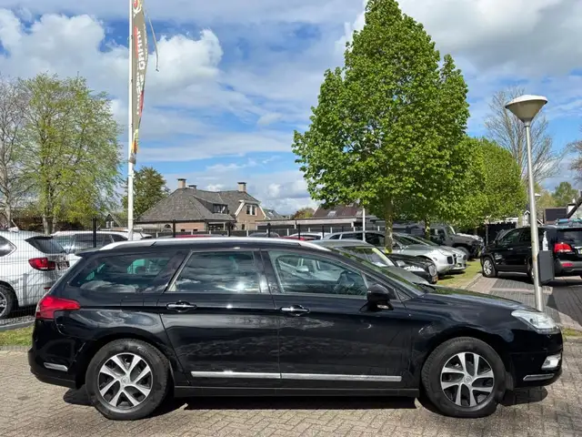 Citroen C5 view 4