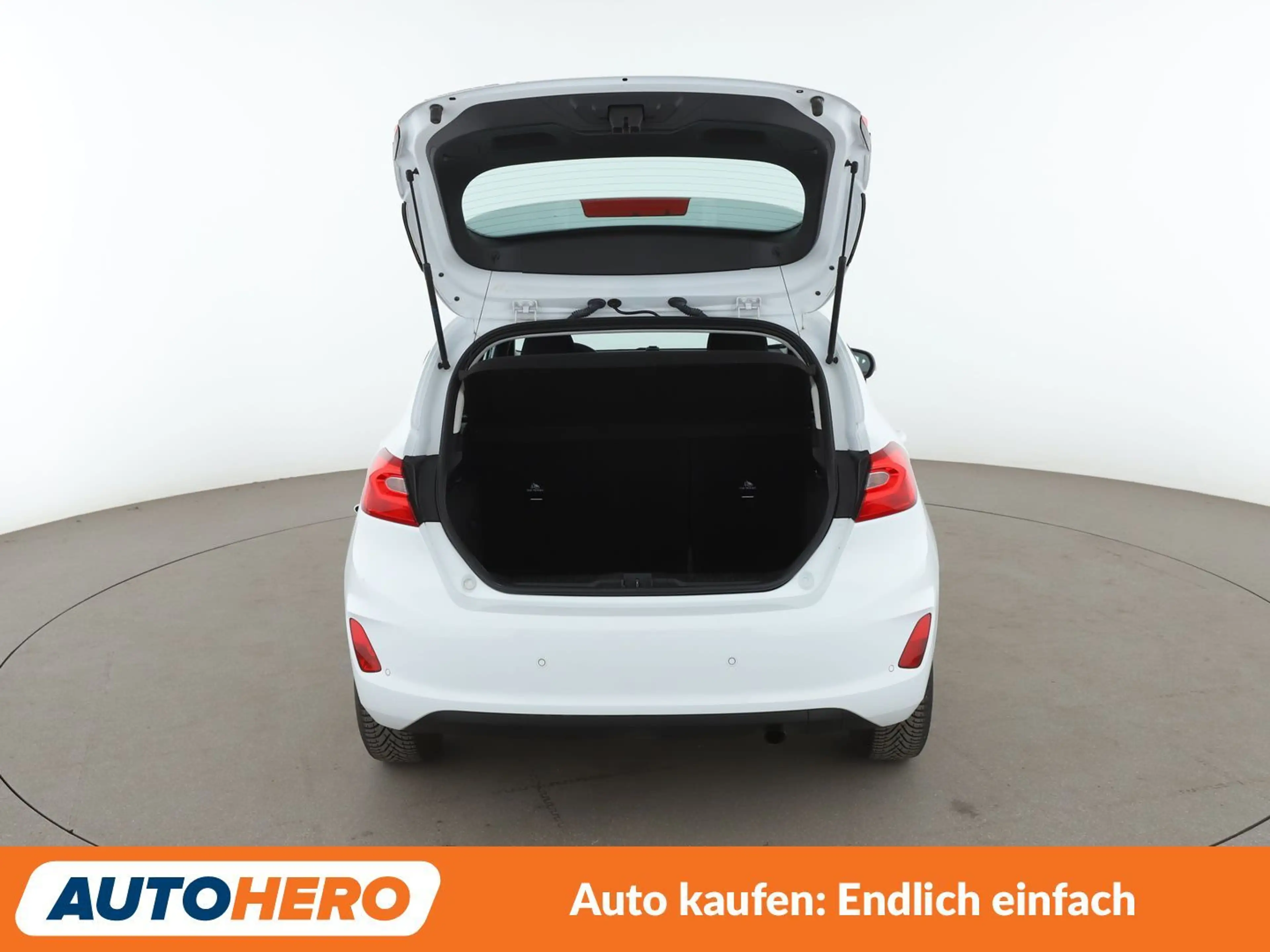 Ford Fiesta 1.1 Trend*LIM*PDC*SHZ*SPUR*KLIMA* — photo 16