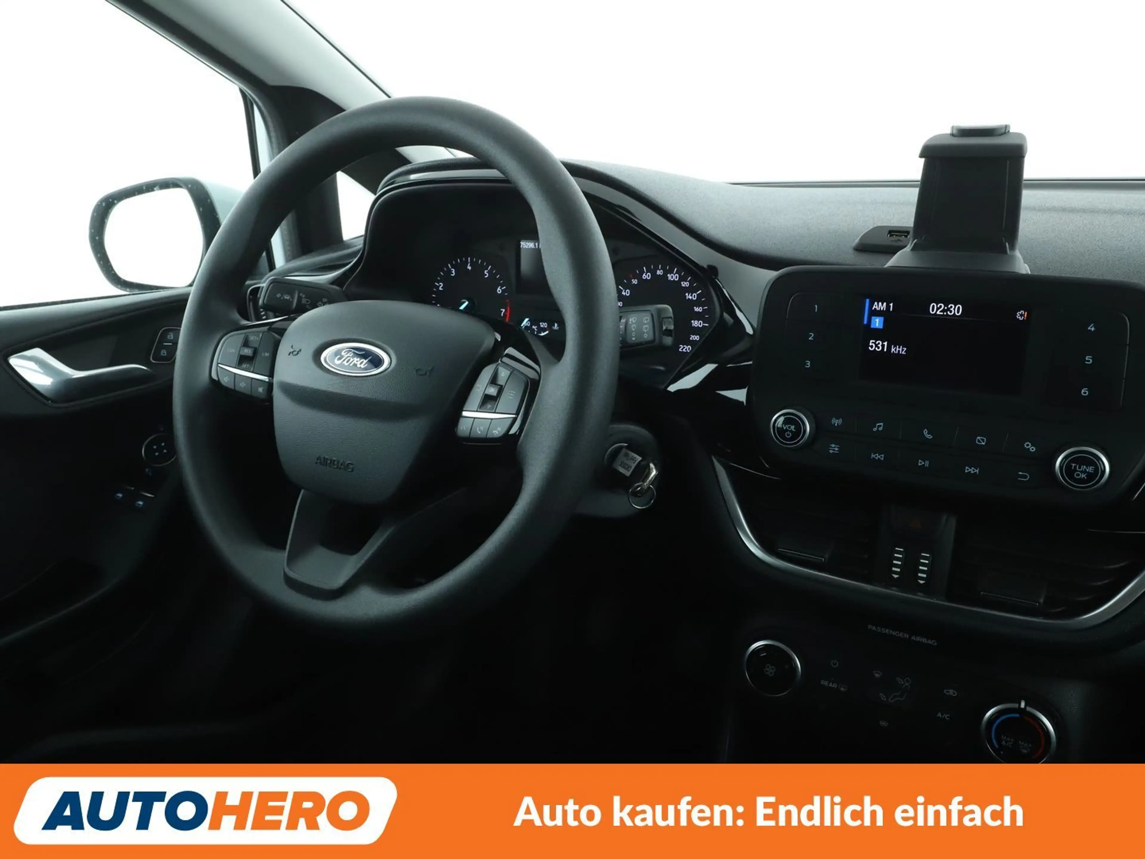 Ford Fiesta 1.1 Trend*LIM*PDC*SHZ*SPUR*KLIMA* — photo 13