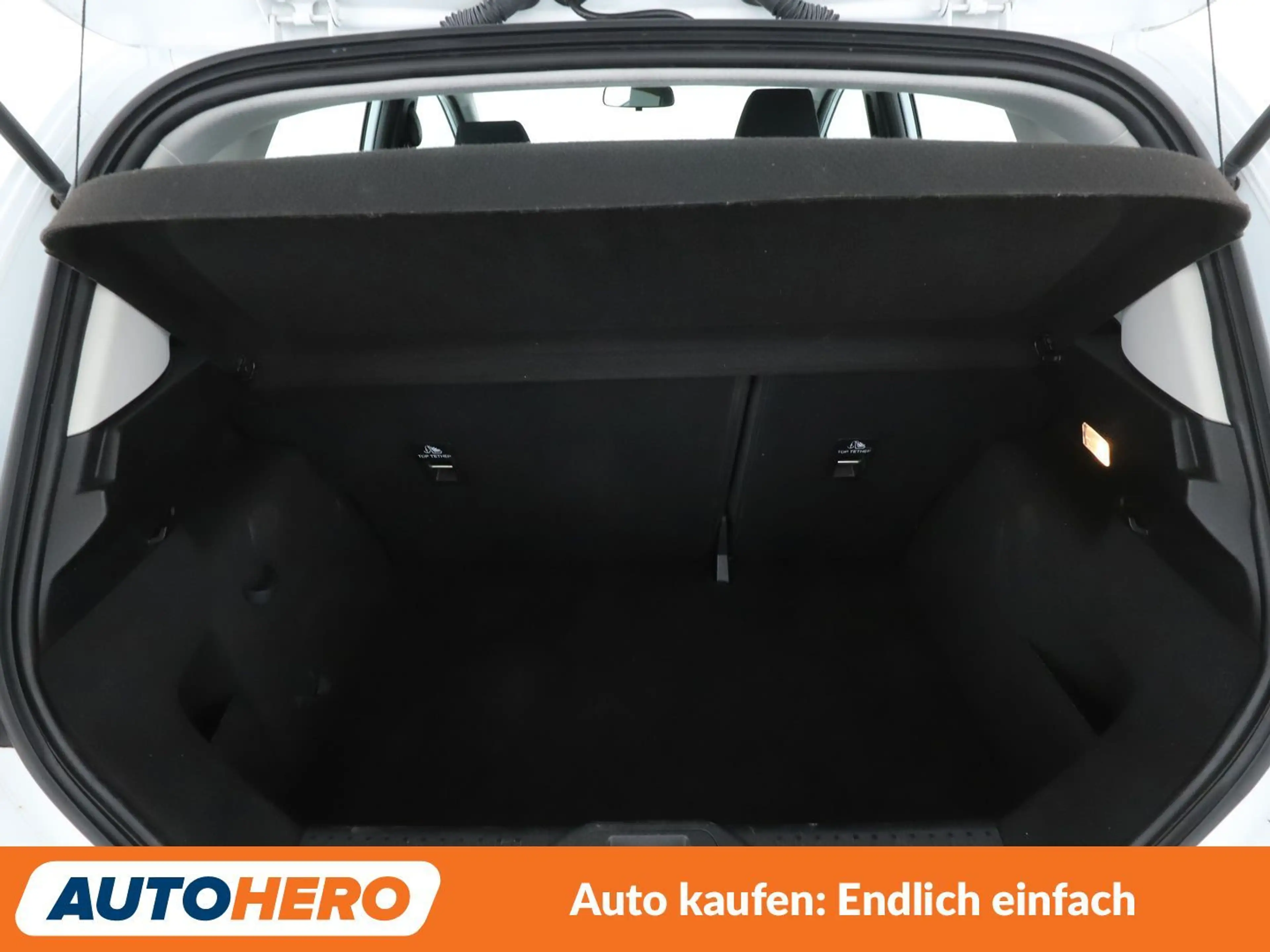 Ford Fiesta 1.1 Trend*LIM*PDC*SHZ*SPUR*KLIMA* — photo 17