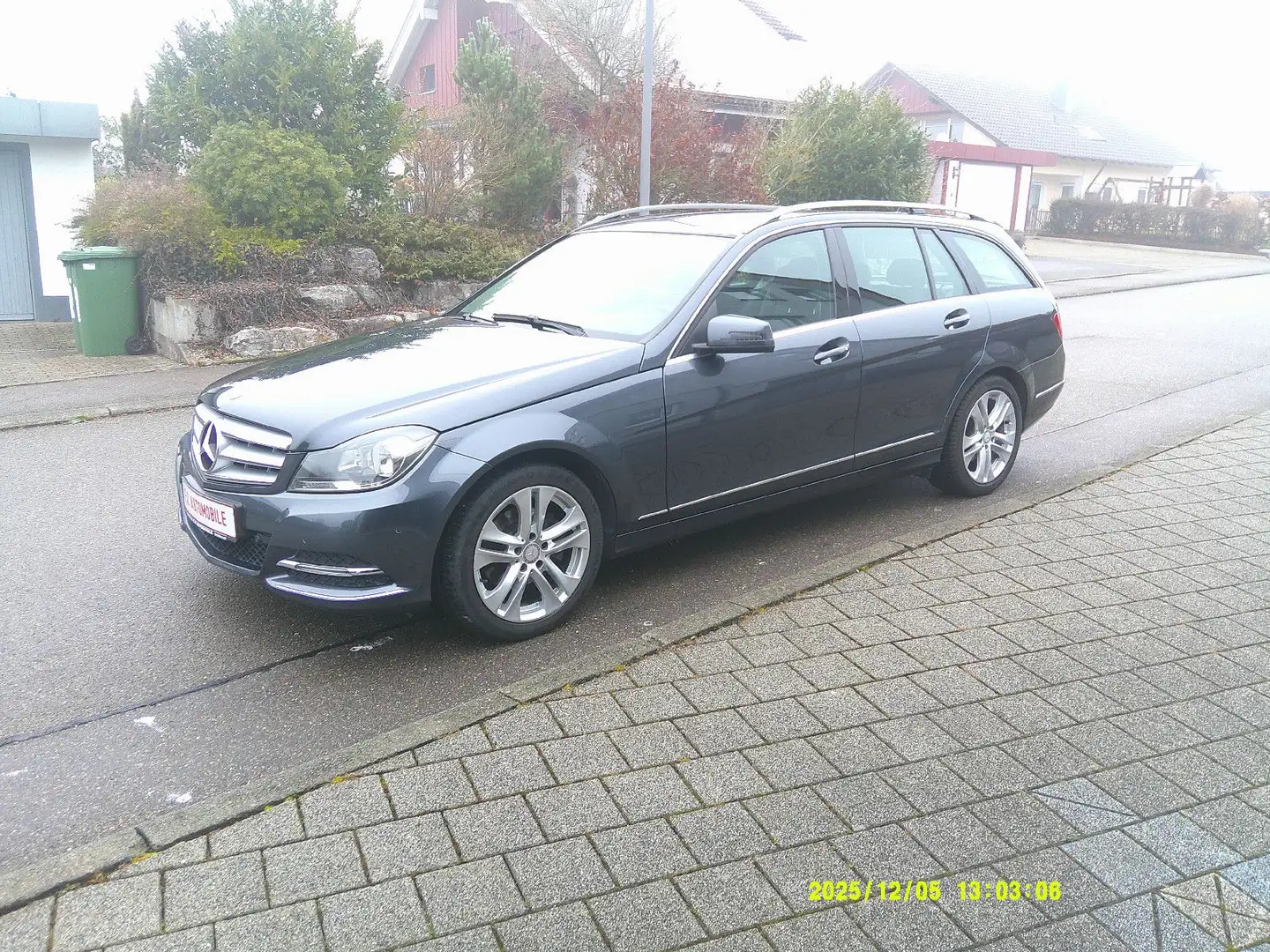 Mercedes-Benz C 200 C T-Modell CGI  TOPZUSTAND-AHK- AVANDGARDE siva - 2