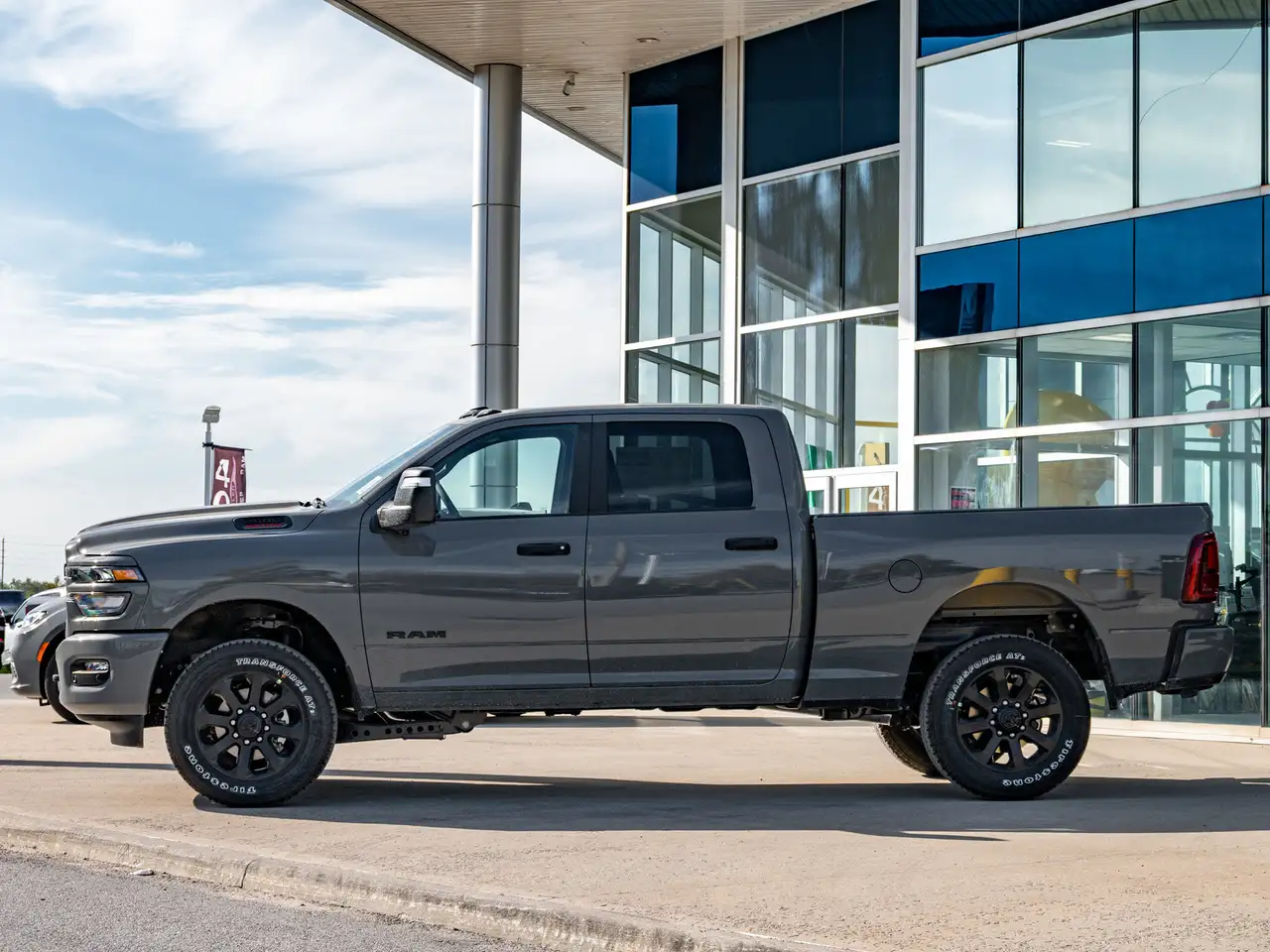 RAM 2500 снимка RAM 2500