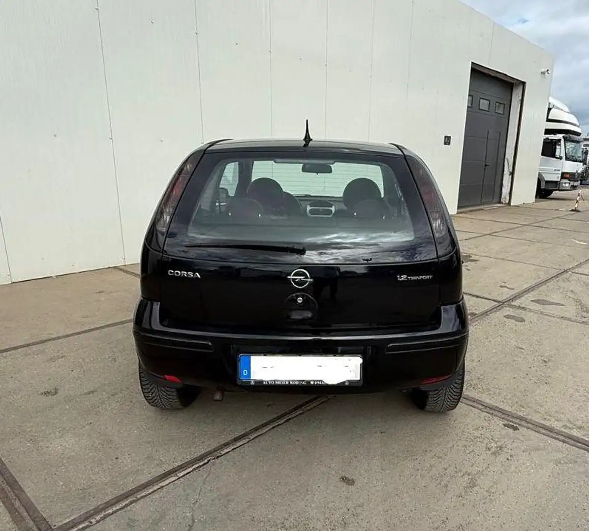 Opel Corsa 1.2 mit neuen TÜV - 1