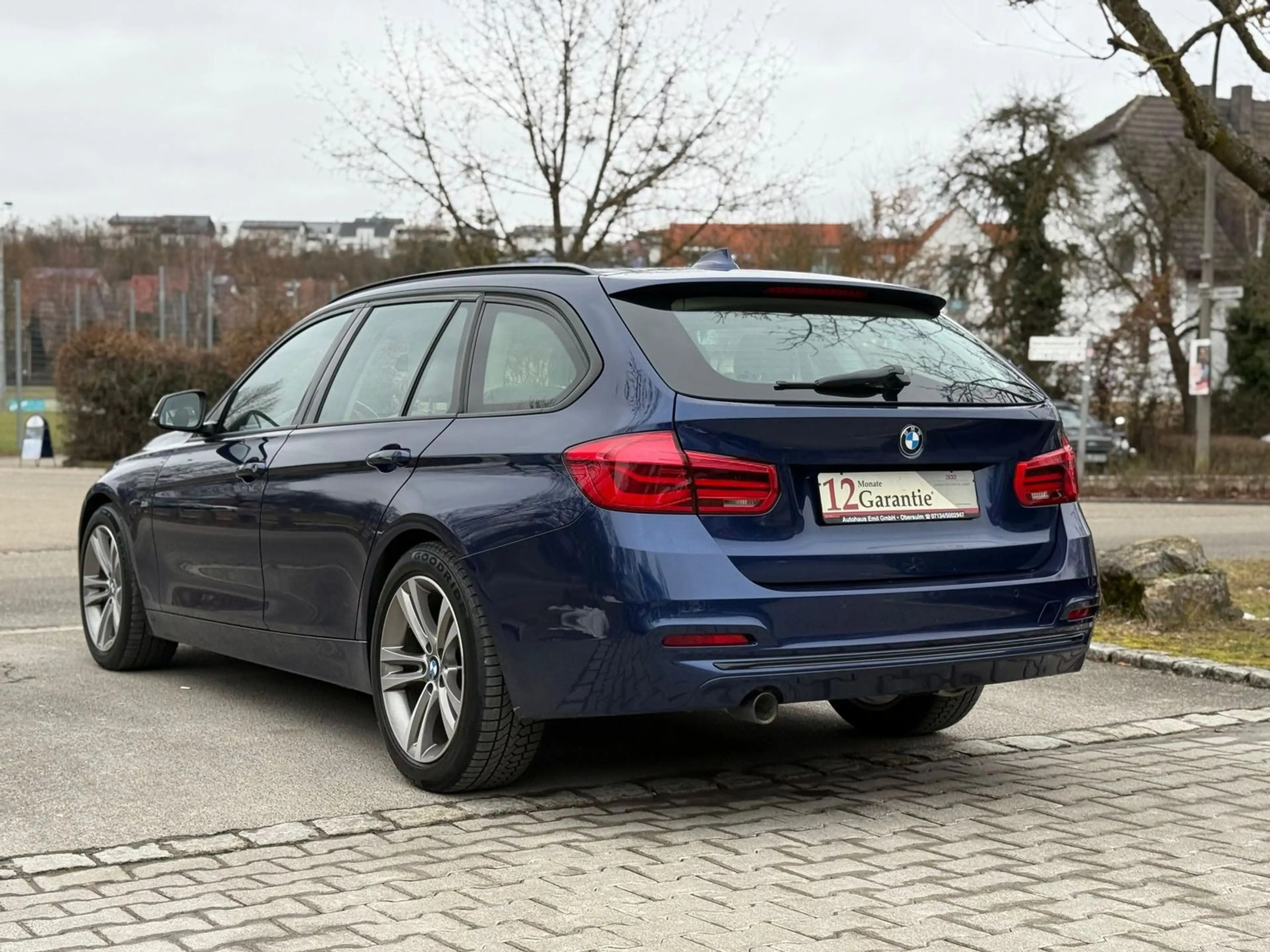 BMW 318 d Sport Line/ LED / Head-Up-Dispaly — photo 3