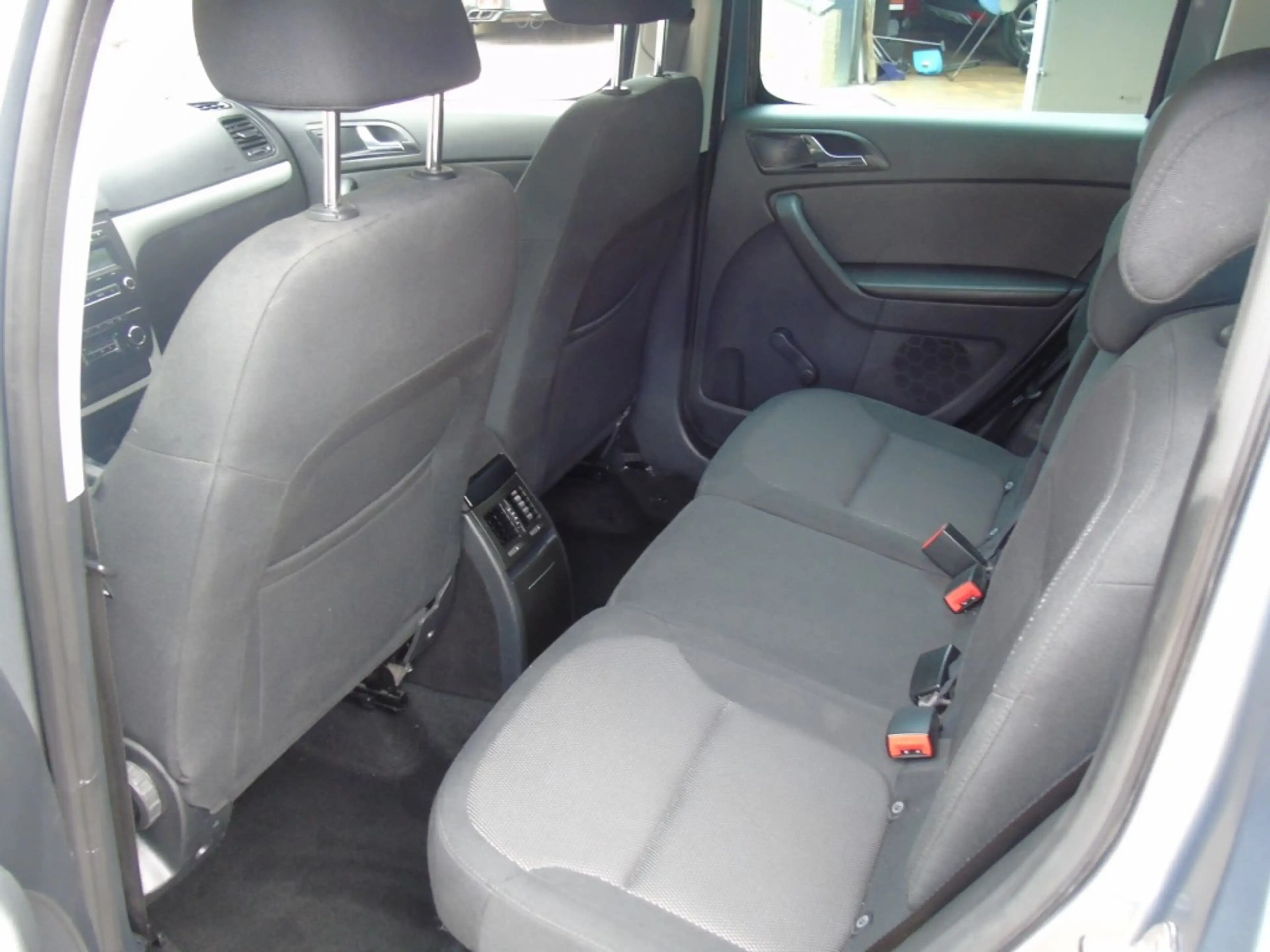 Skoda Yeti 1.2TFSI 105PK - 2013 -146DKM - Airco - Trekhaak — photo 15