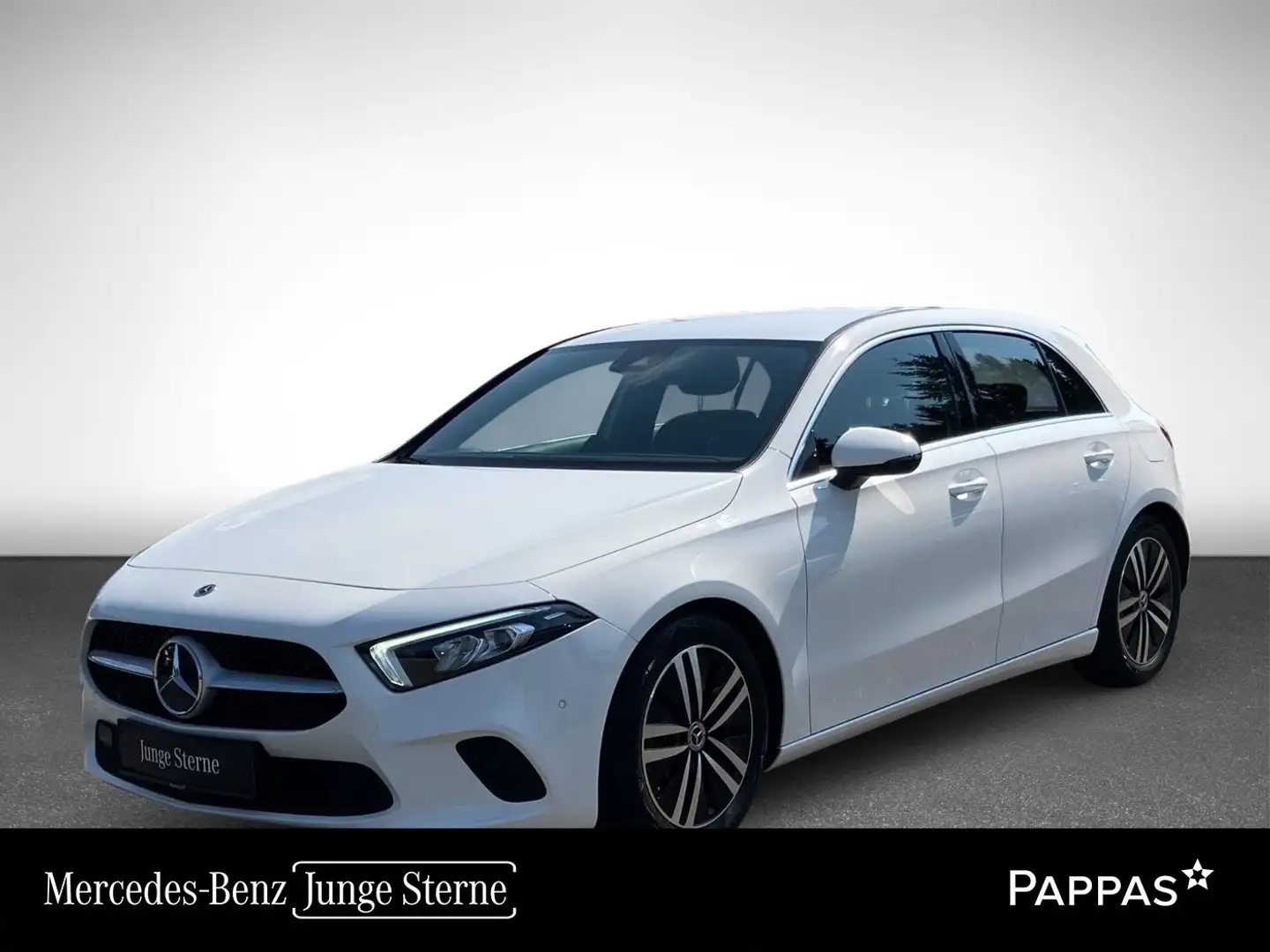 Mercedes-Benz A 180 d Kompaktlimousine Navi PTS Cam Wide AHK Weiß - 1