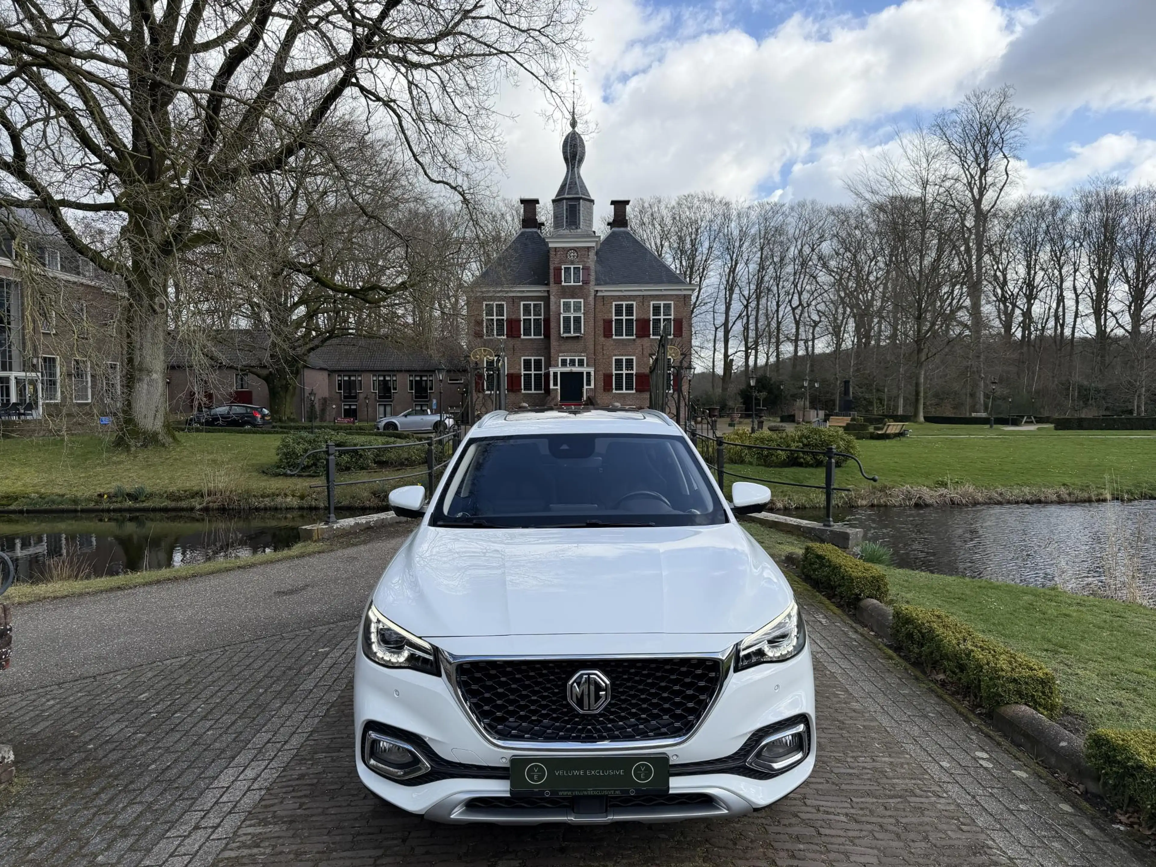 MG EHS 1.5 TGDI Luxury PHEV | Pano | Leder | 360 Camera | — photo 3