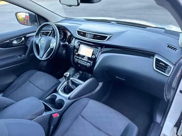 Nissan Qashqai view 13