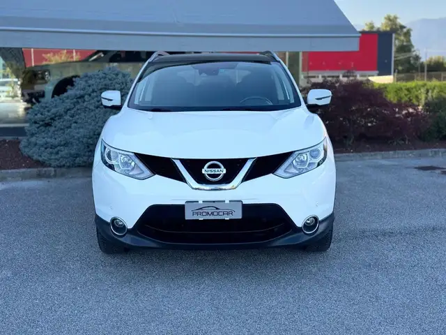 Nissan Qashqai view 2