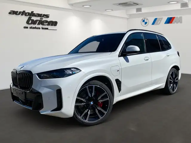 BMW X5 in White for sale