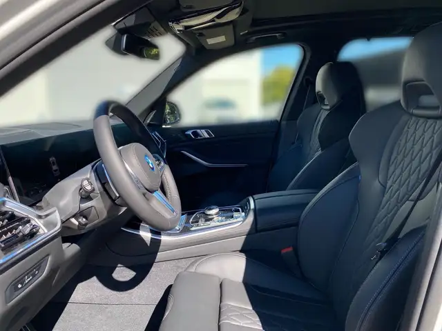 BMW X5 view 7