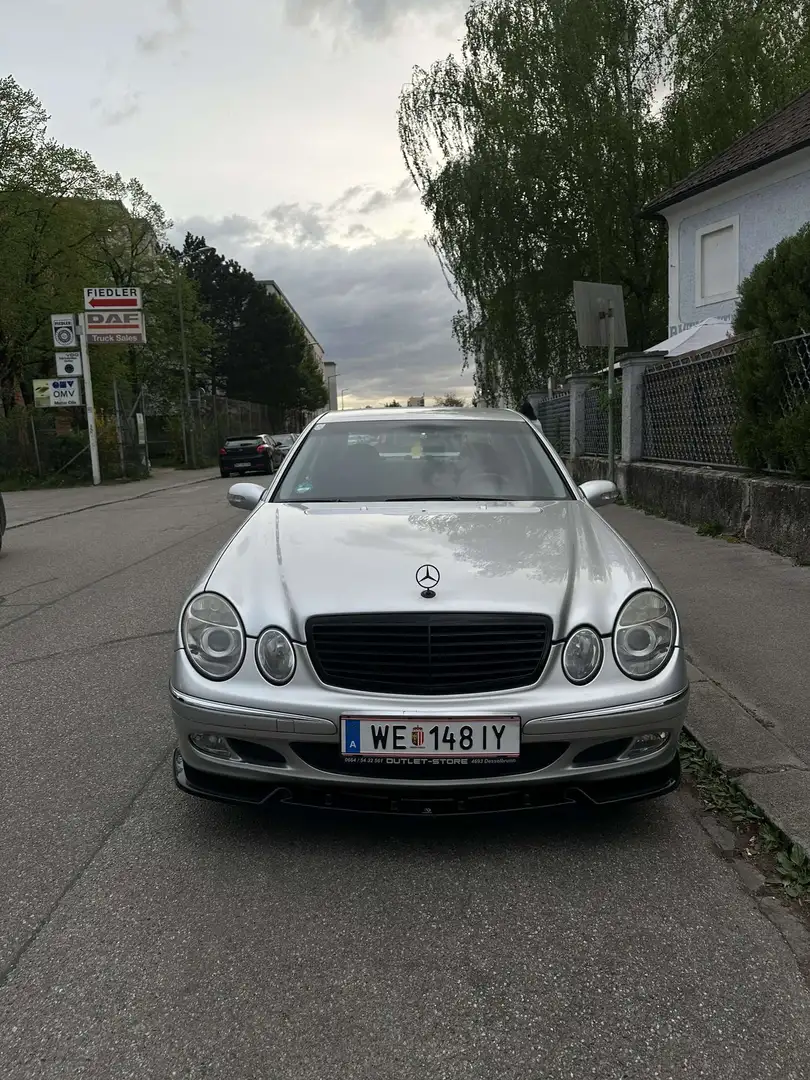 Mercedes-Benz E 200 Elegance CDI Silber - 2