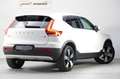 Volvo XC40 D4 Momentum Pro AWD Geartronic Weiß - thumbnail 4