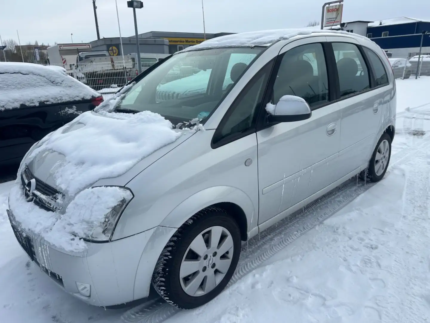 Opel Meriva Cosmo AUS 1 HAND KLIMA SERVO AHK Silber - 1