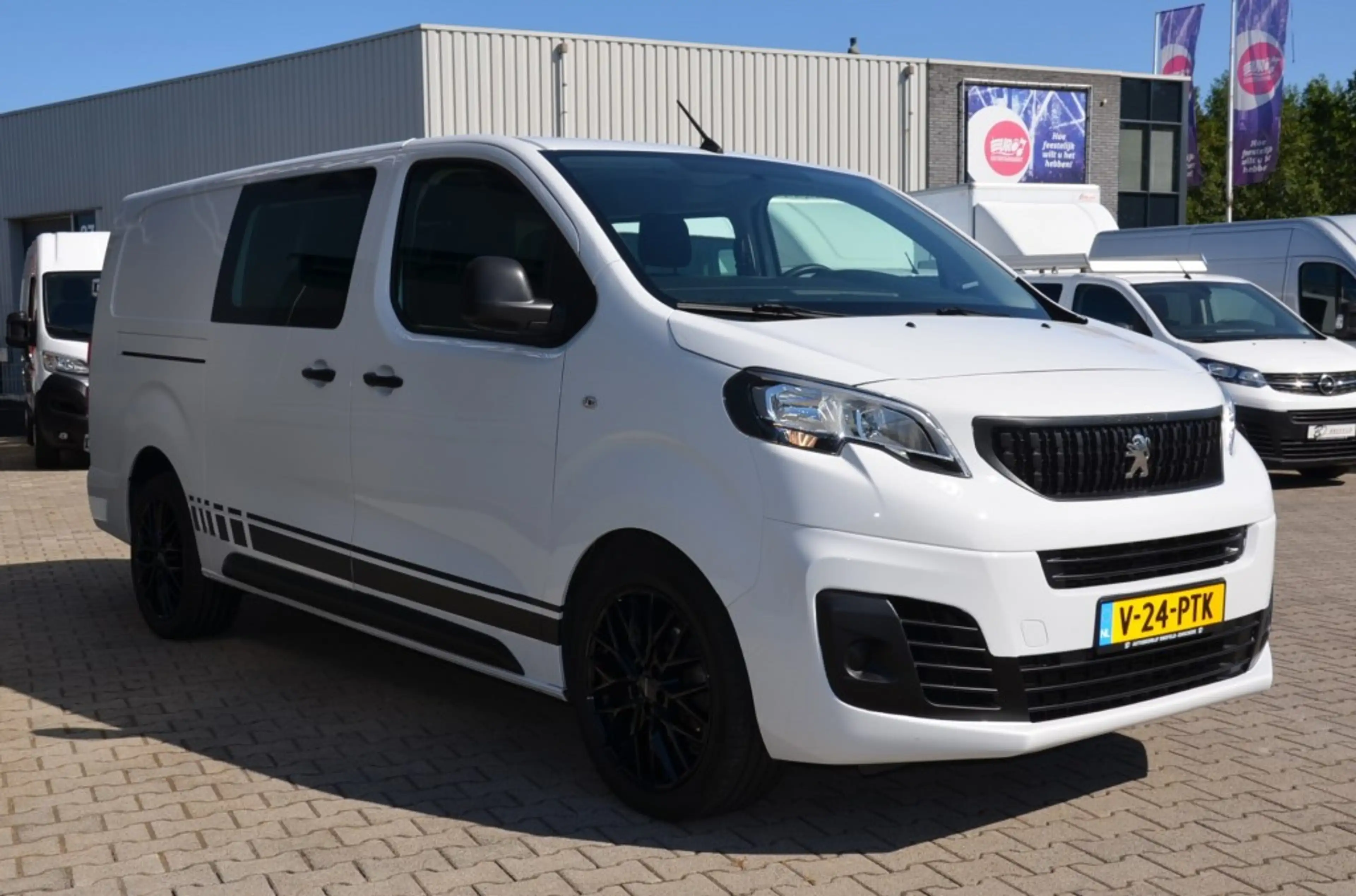 Peugeot Expert 1.5 Blue HDI Automaat ,Airco Dubbele cabine — photo 5