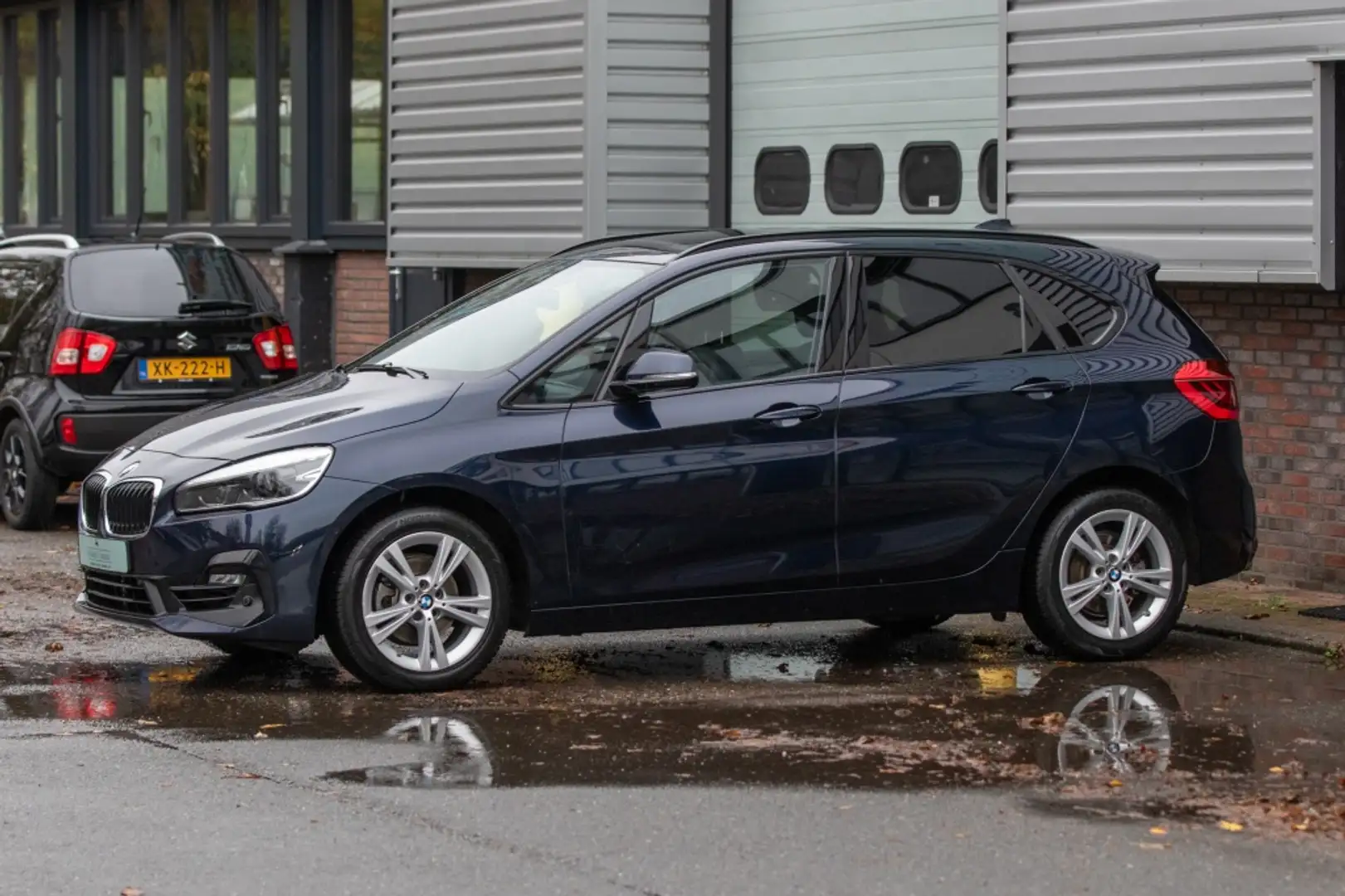 BMW 218 2 Active Tourer i Sport Line Blauw - 2
