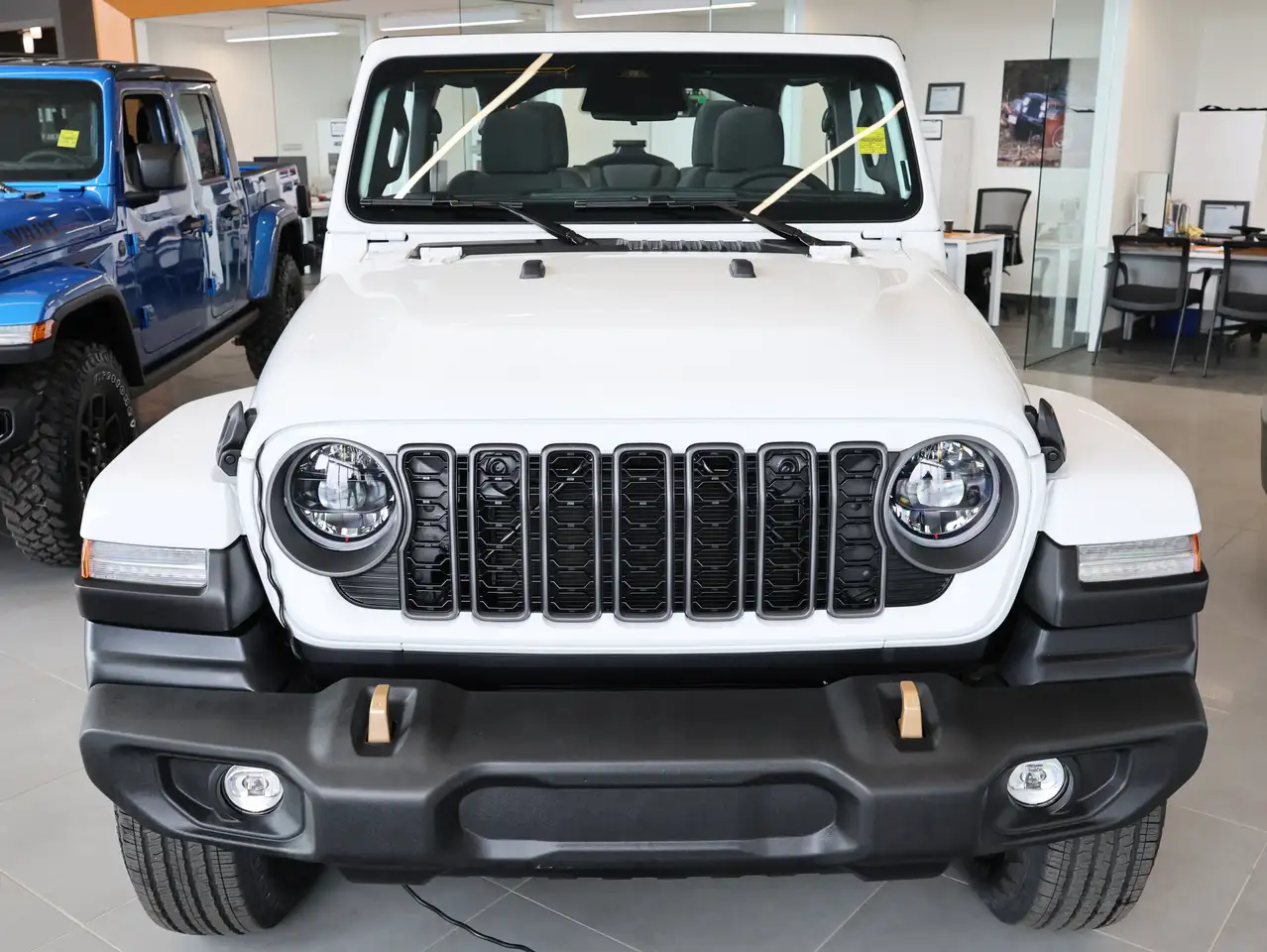 Jeep Wrangler снимка Jeep Wrangler