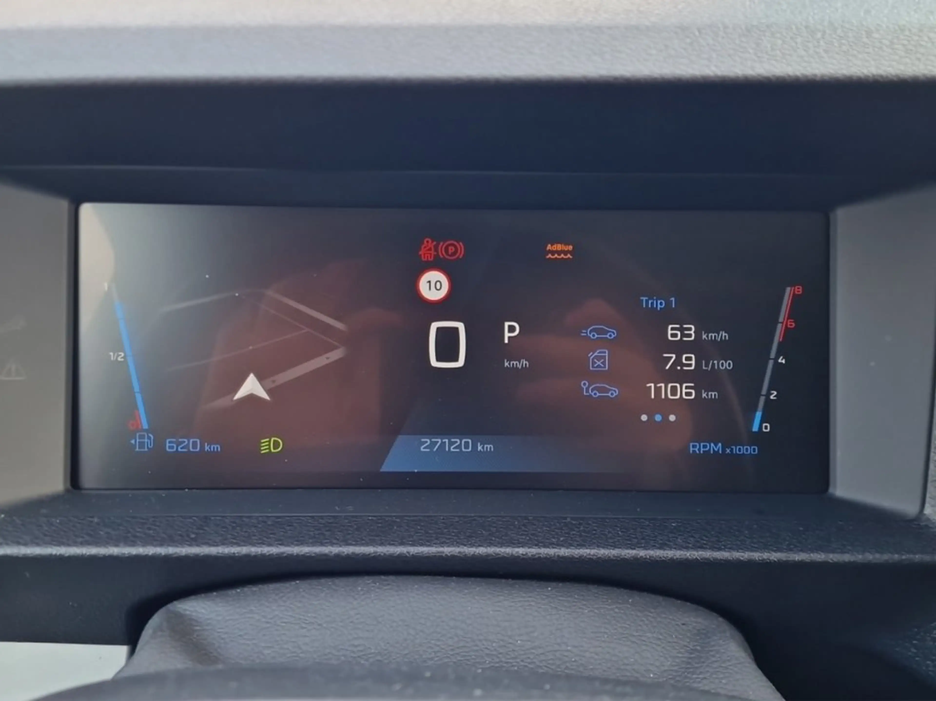 Peugeot Traveller BUSINESS L3 BHDI 180 EAT8 9-Sitzer — photo 14