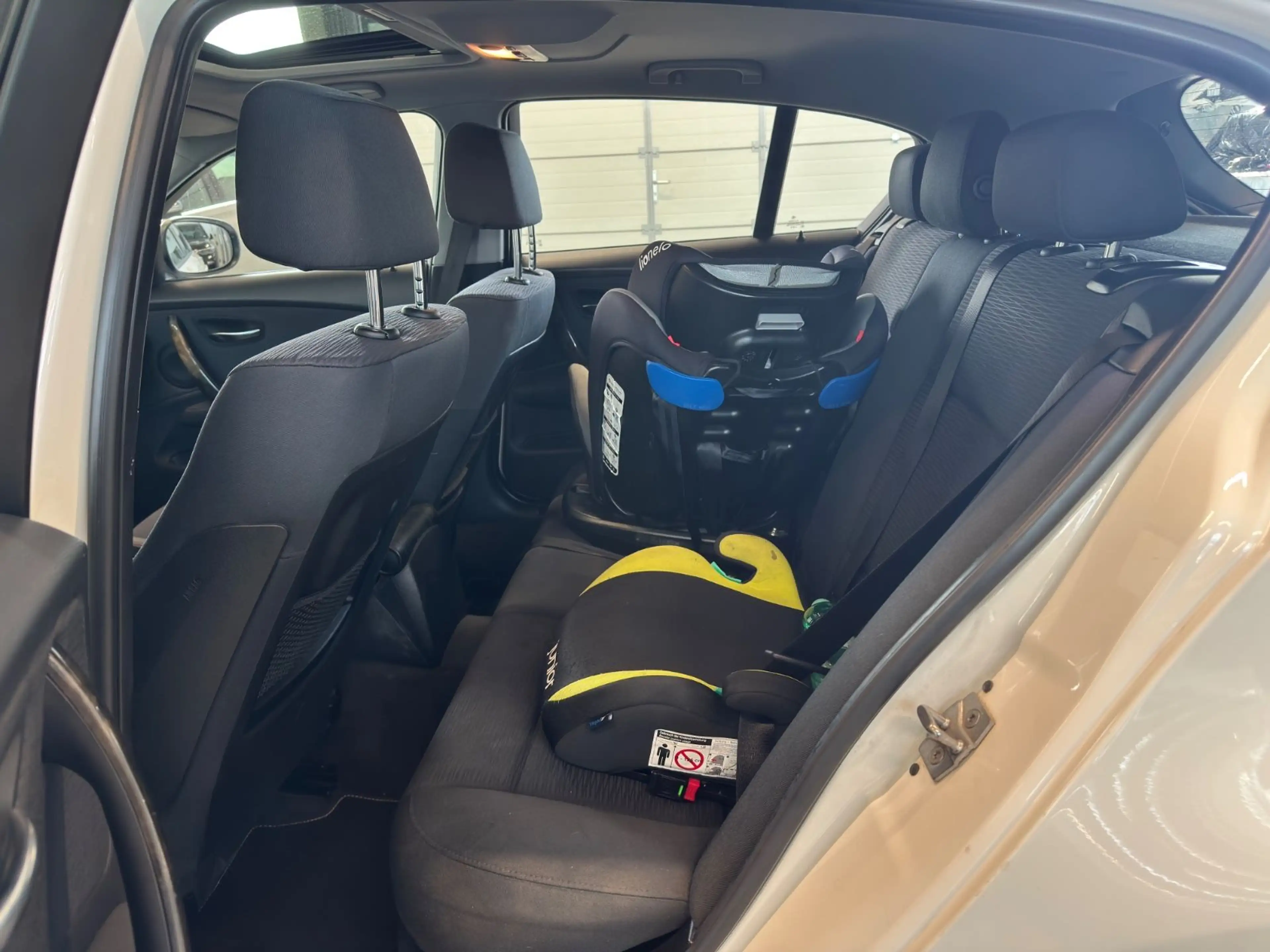 BMW 118 i Bi-Xenon Navi SHD LED — photo 11