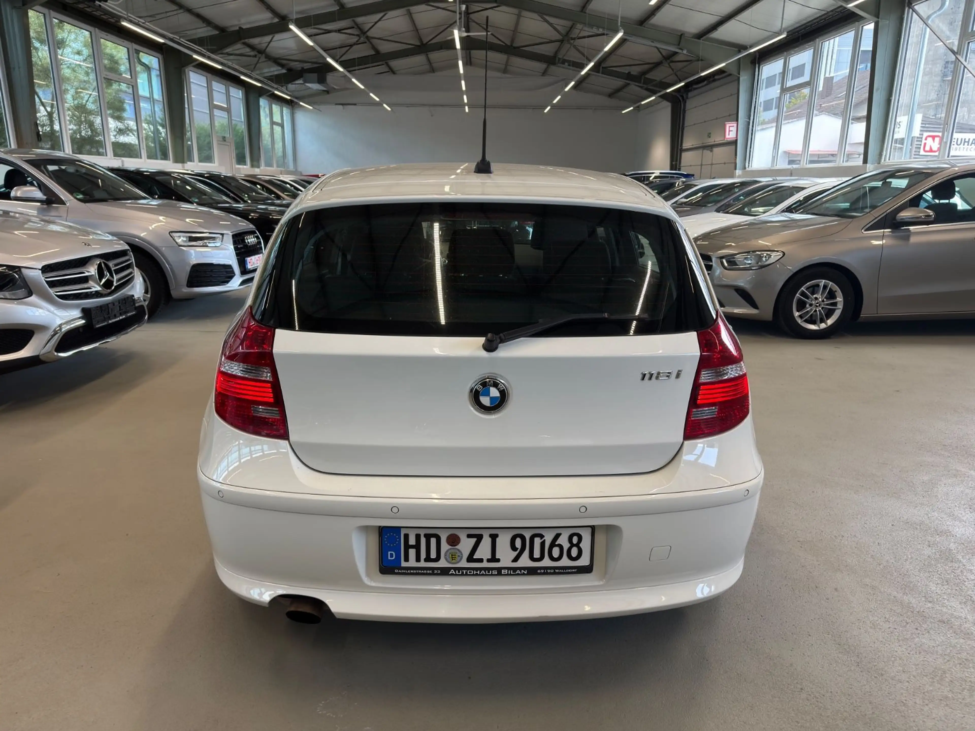 BMW 118 i Bi-Xenon Navi SHD LED — photo 4