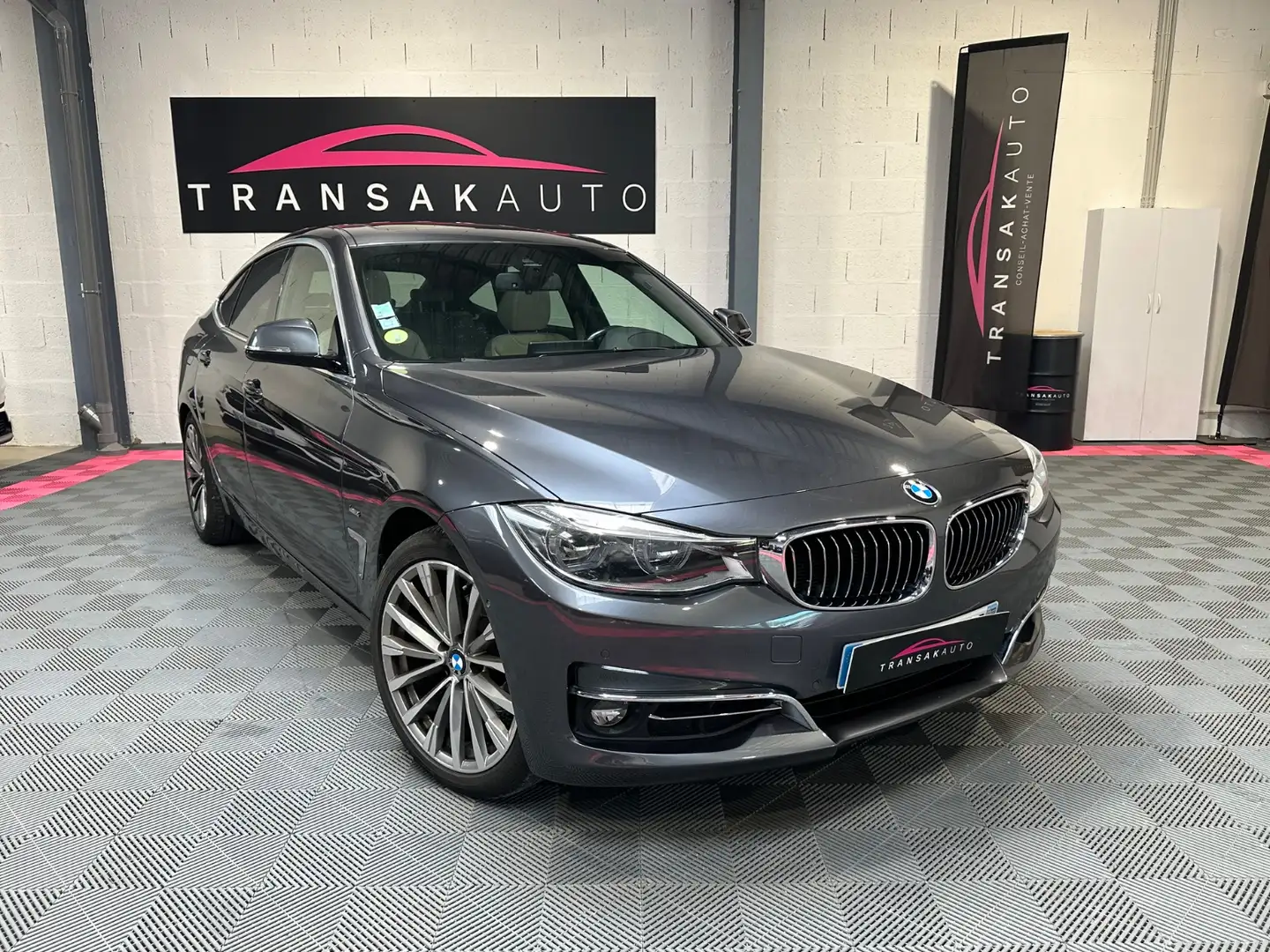 BMW Luxury A Gris - 1