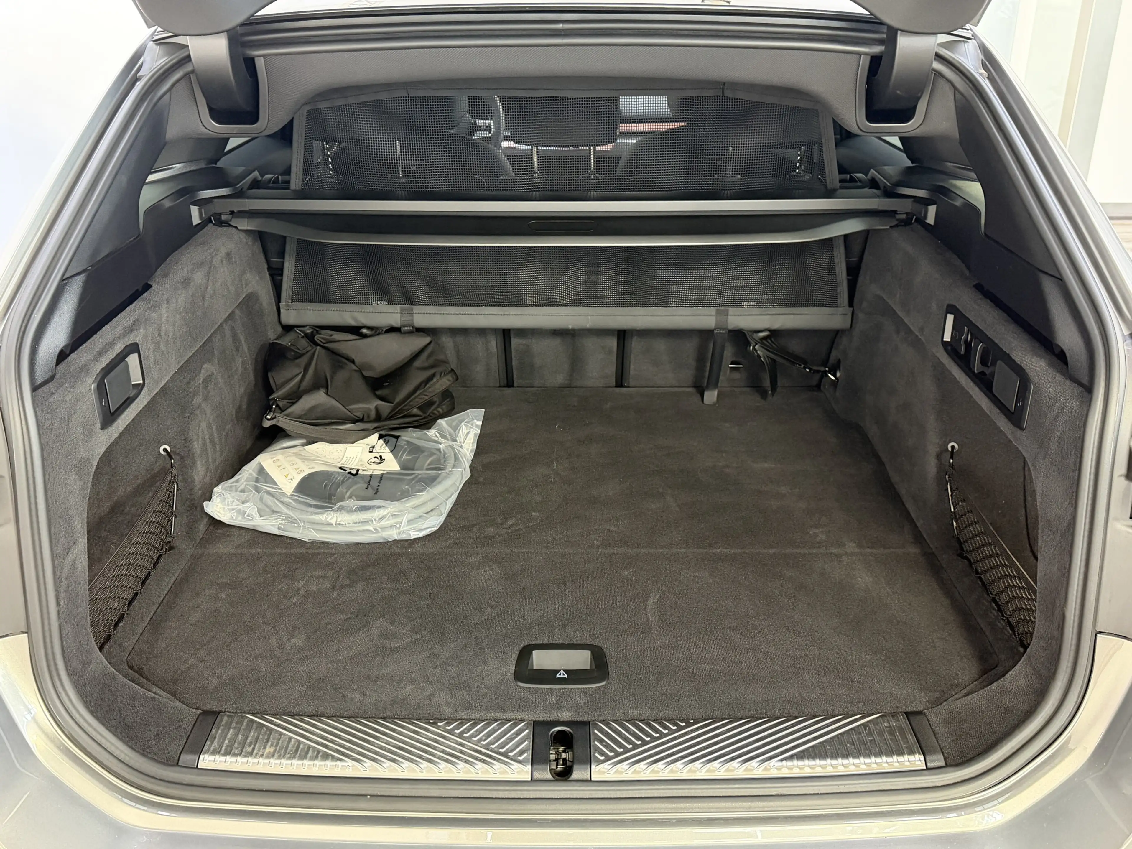 BMW 550 xDr M Sport Pro B&W 21Zoll AHK Sitzlüftung — photo 23
