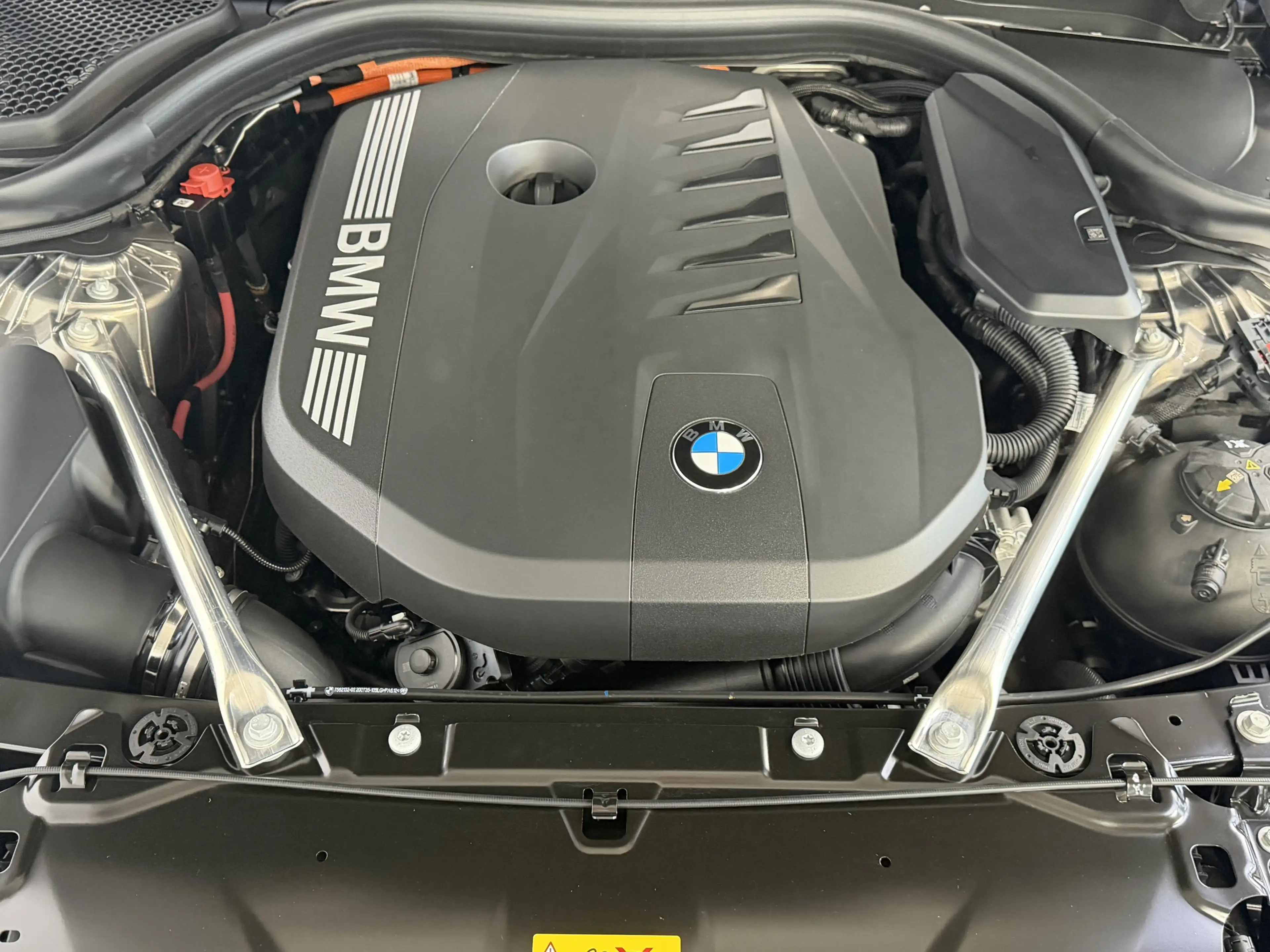 BMW 550 xDr M Sport Pro B&W 21Zoll AHK Sitzlüftung — photo 38