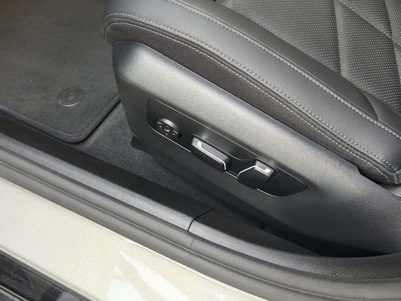 BMW 550 xDr M Sport Pro B&W 21Zoll AHK Sitzlüftung, миниатюра 16