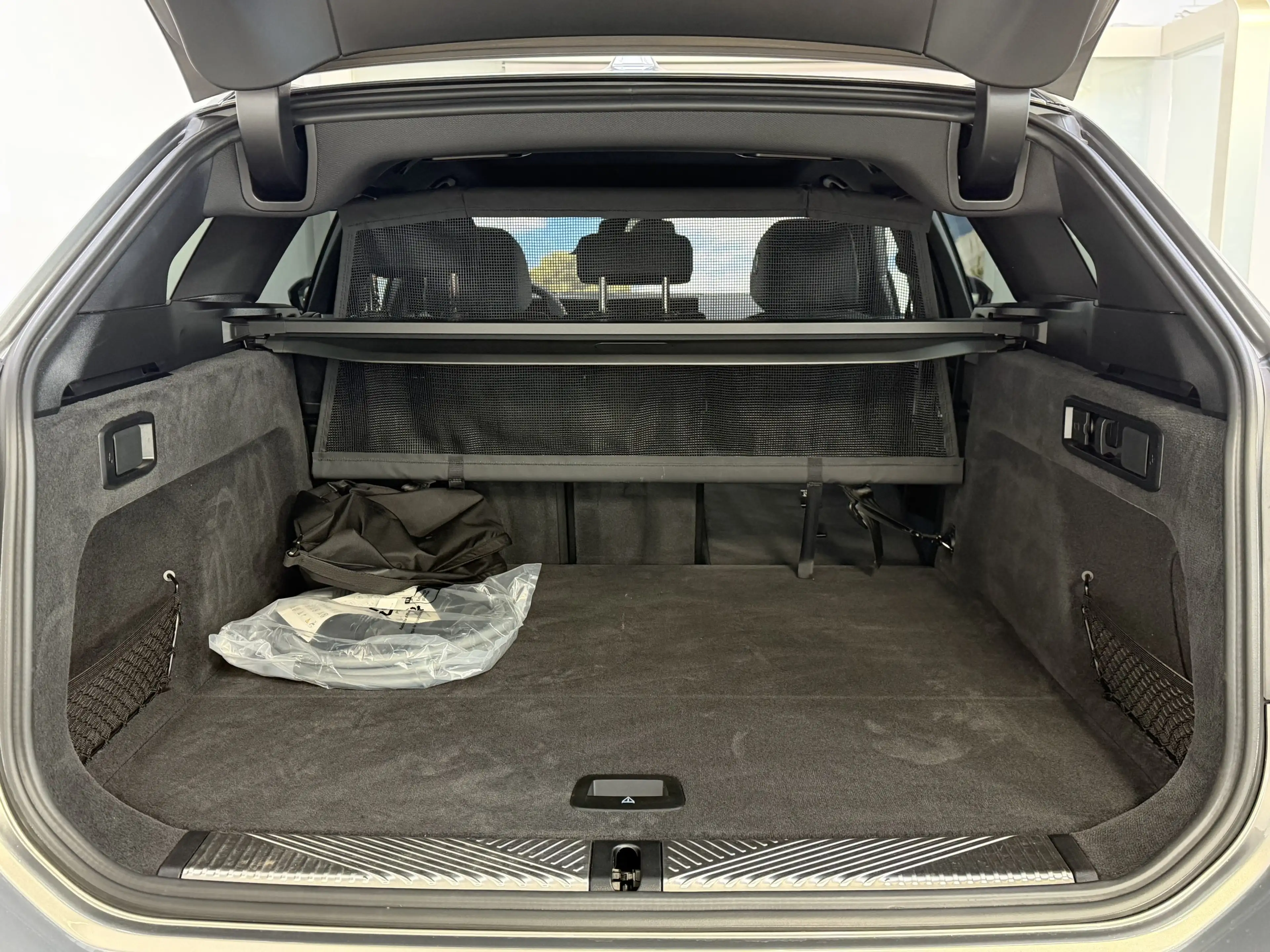 BMW 550 xDr M Sport Pro B&W 21Zoll AHK Sitzlüftung — photo 24