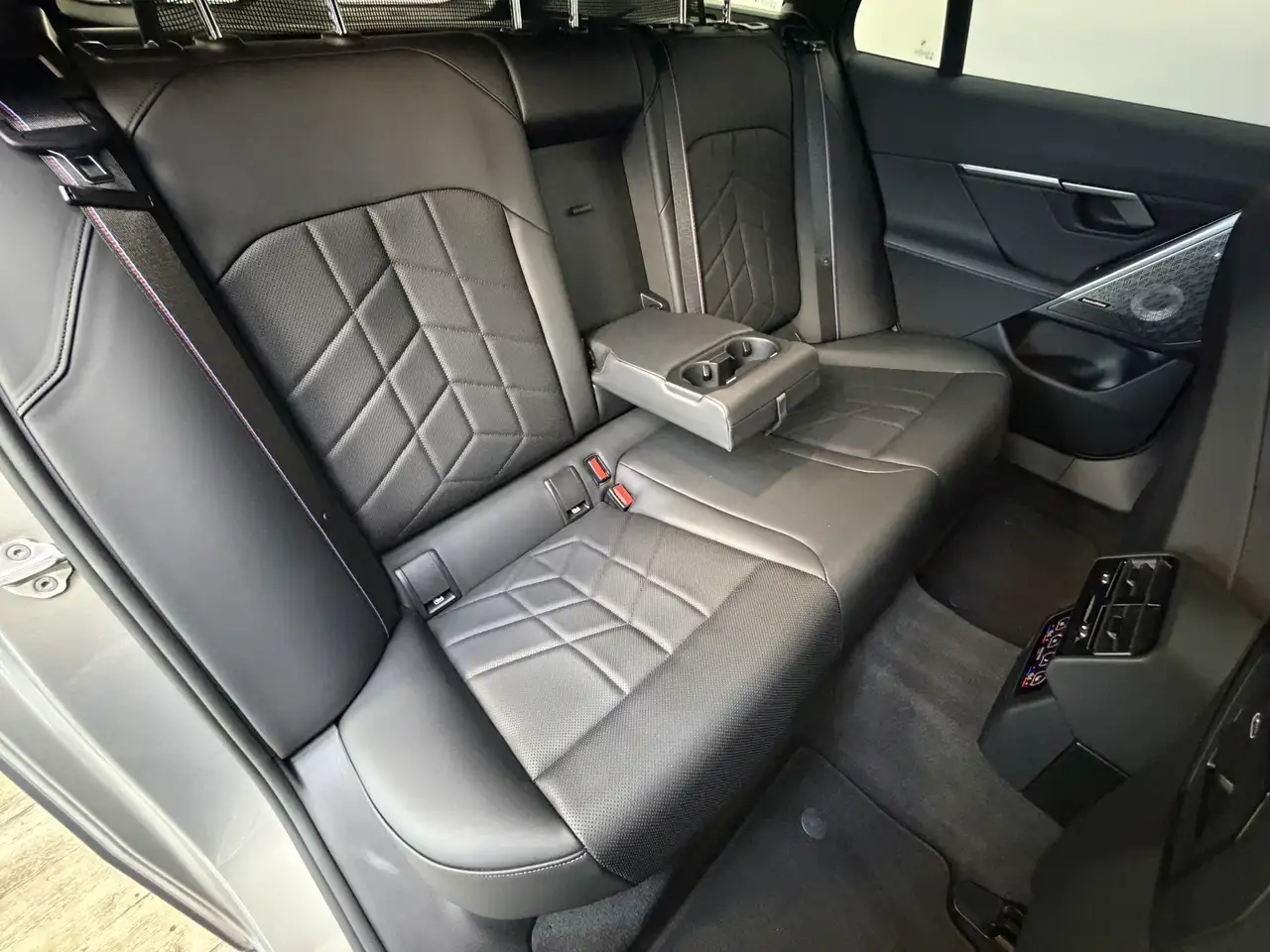 BMW 550 xDr M Sport Pro B&W 21Zoll AHK Sitzlüftung, миниатюра 28