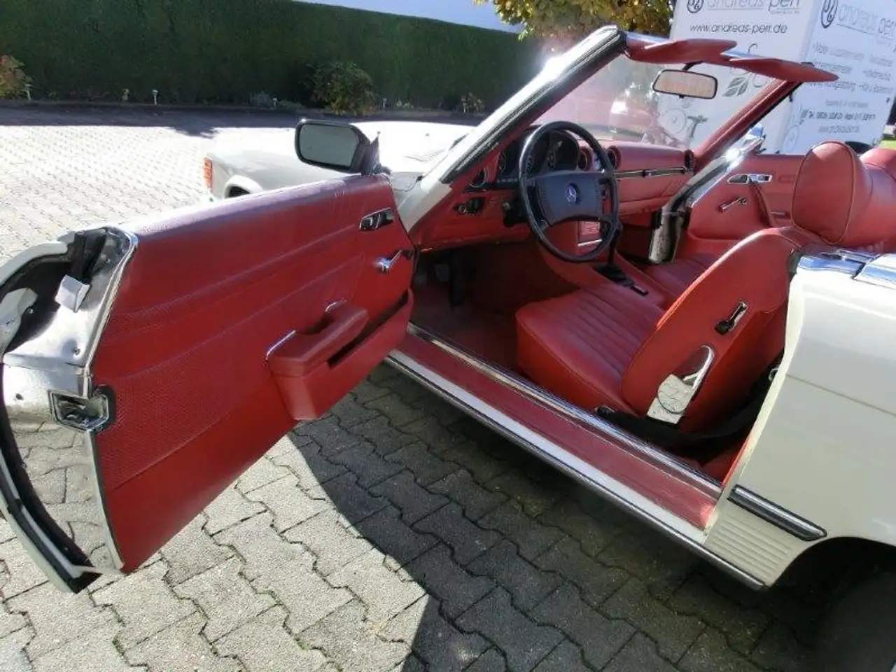 Mercedes-Benz 350 W107, foto 5