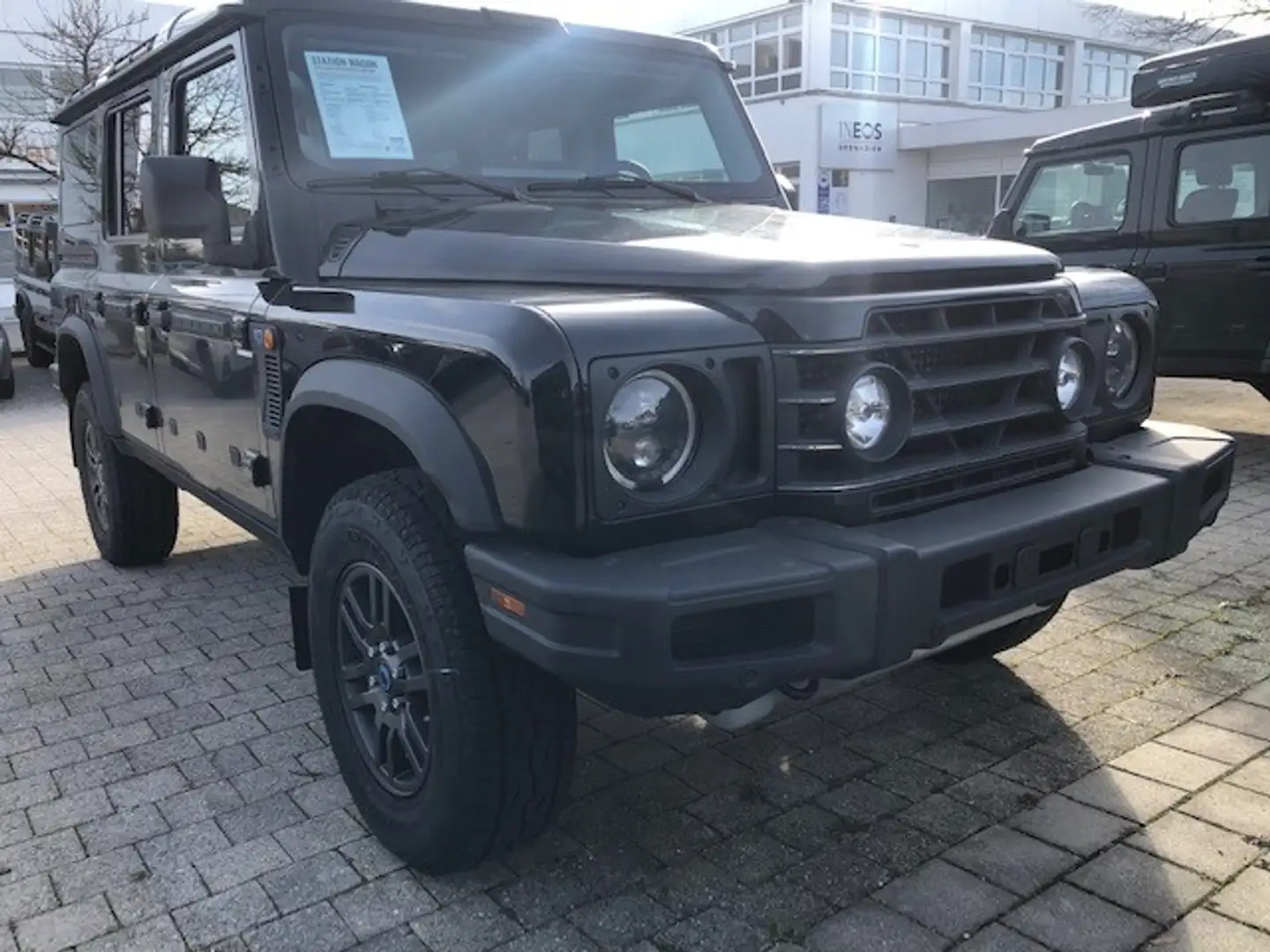 Ineos Grenadier Station Wagon Fieldmaster Schwarz - 2