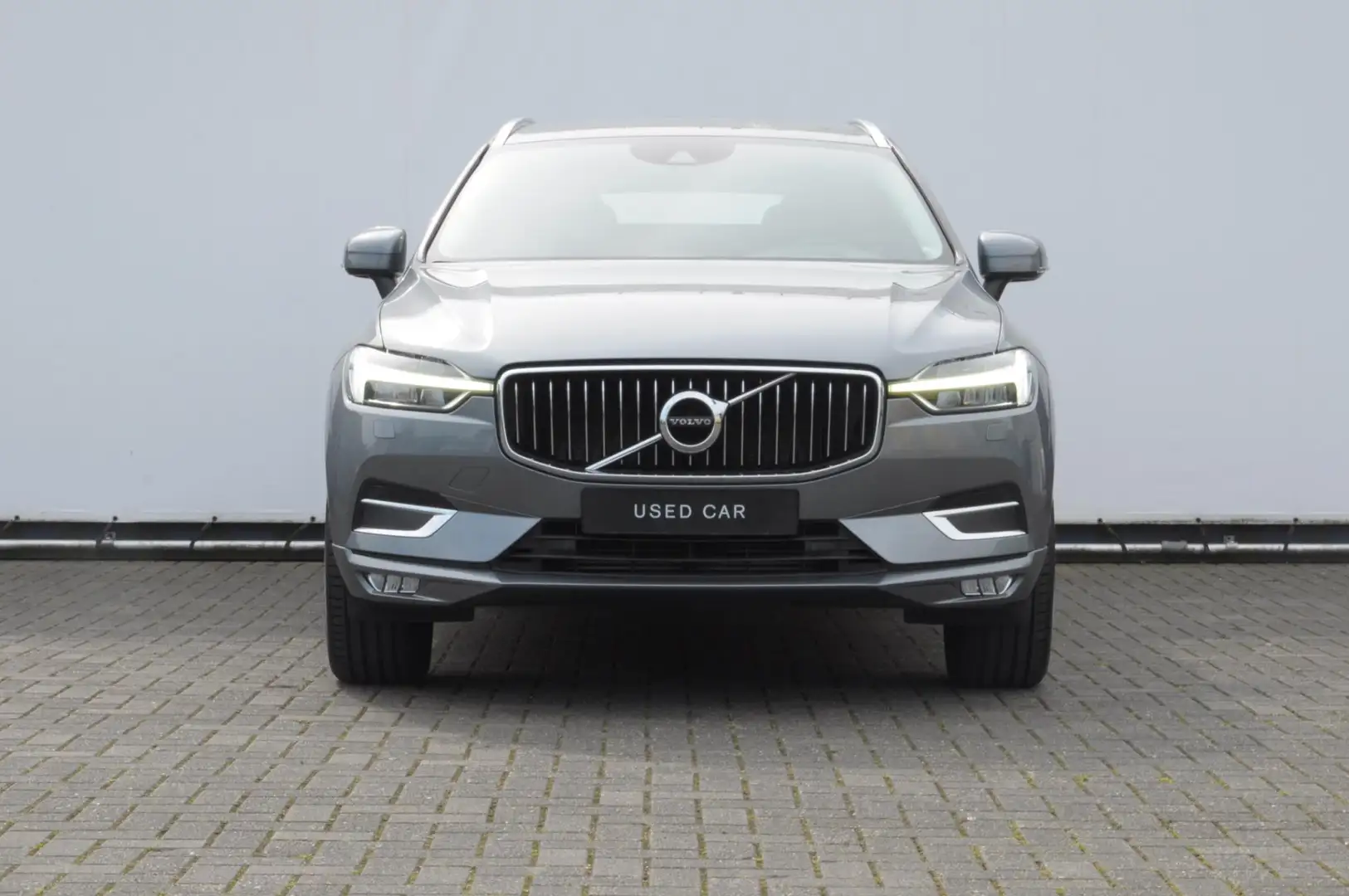 Volvo XC60 T5 250PK Automaat Inscription / Adaptieve cruise c Gris - 2