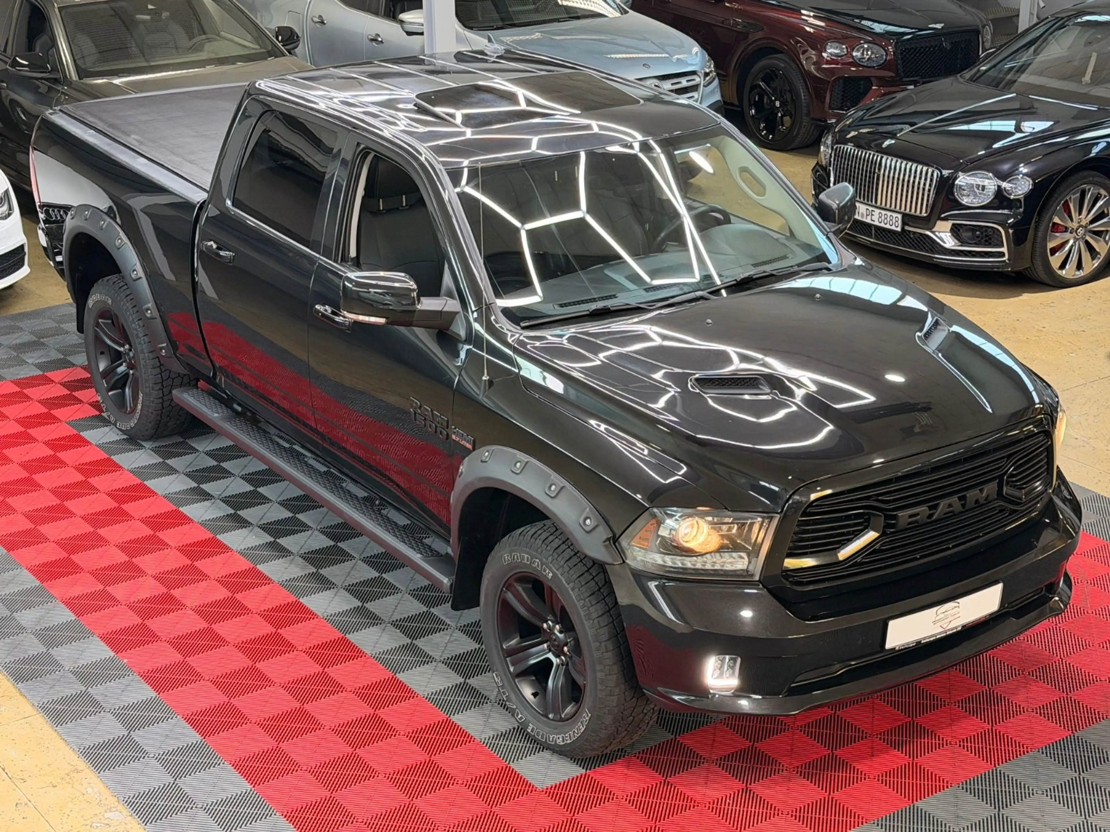 Dodge RAM 1500 5.7 HEMI SPORT 4X4 LPG-Prins Crew Cab
