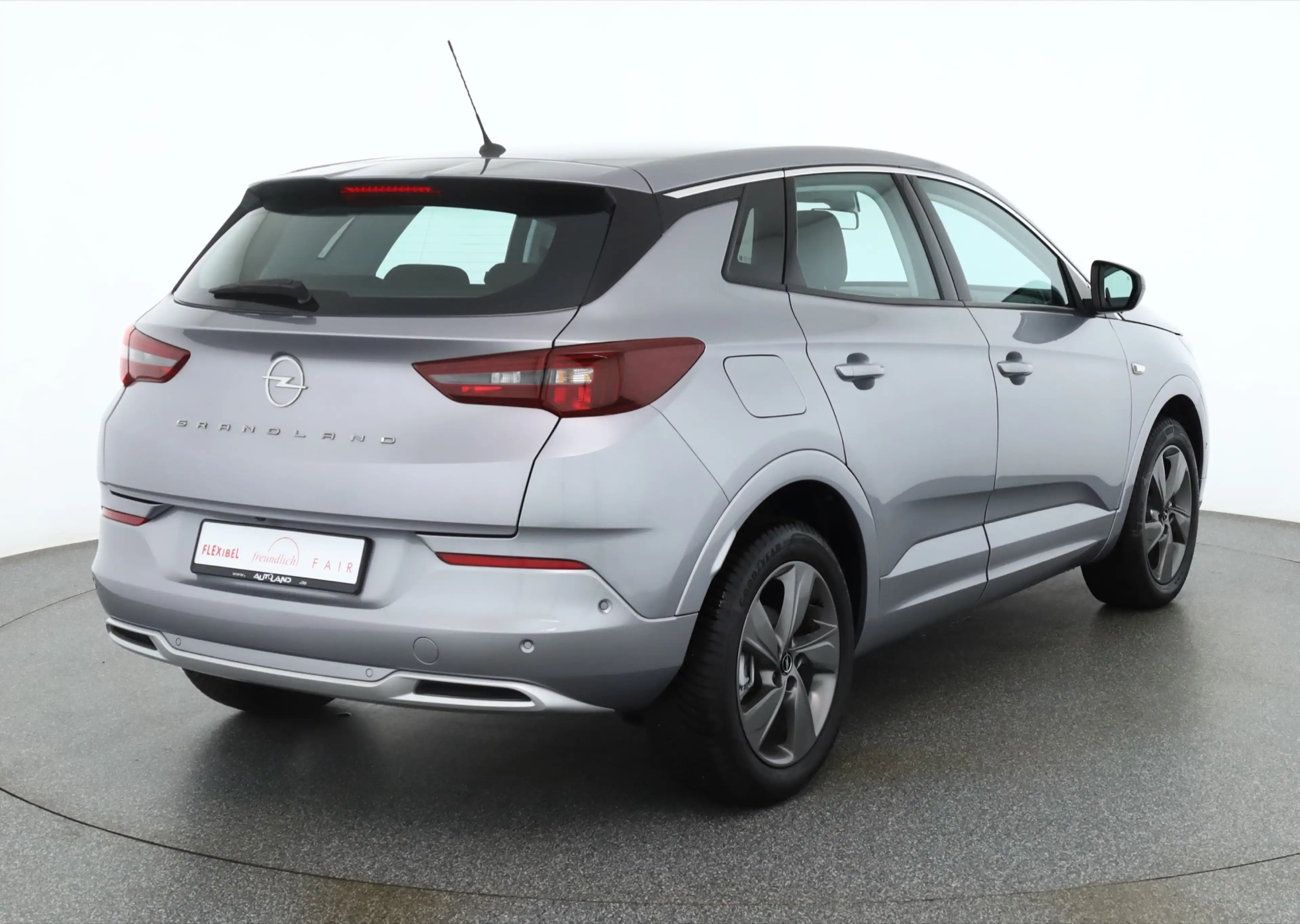 Opel Grandland (X) 1.2 Turbo Aut. Enjoy LED Kamera — photo 5