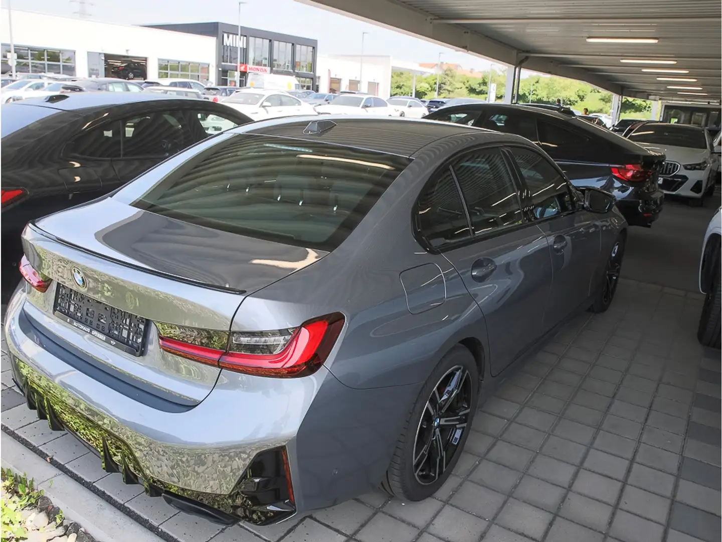 BMW M3 d xDr. LC Prof., HuD, AHK, Keyless, Memory, Parkas Grau - 2
