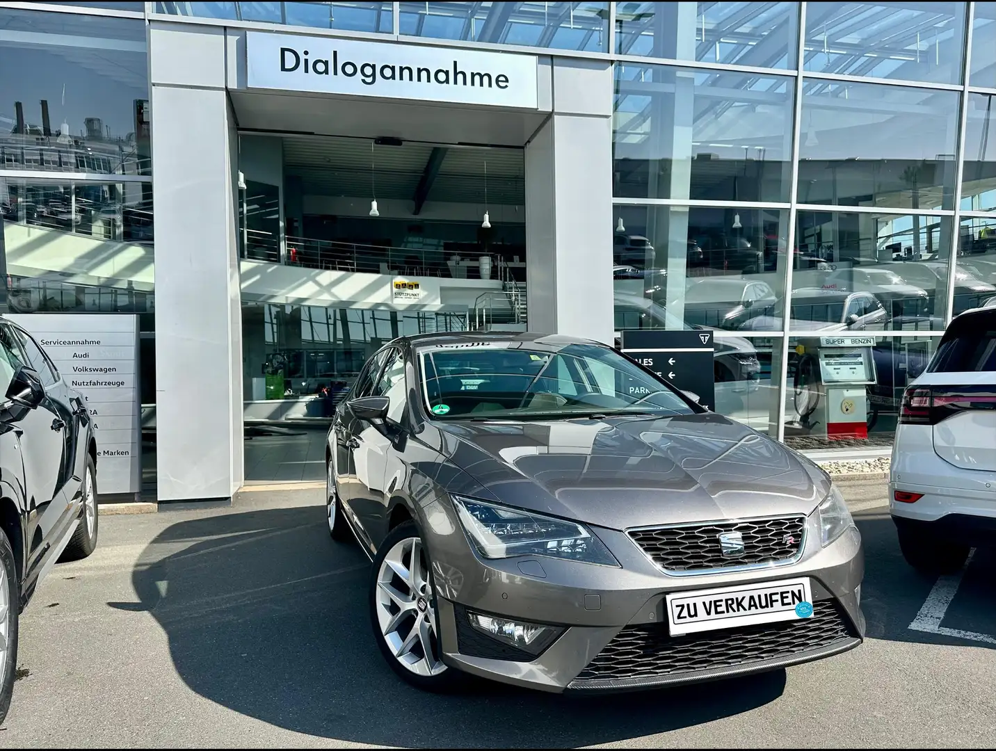 SEAT Leon Leon ST 1.4 TSI ACT Start Gris - 2
