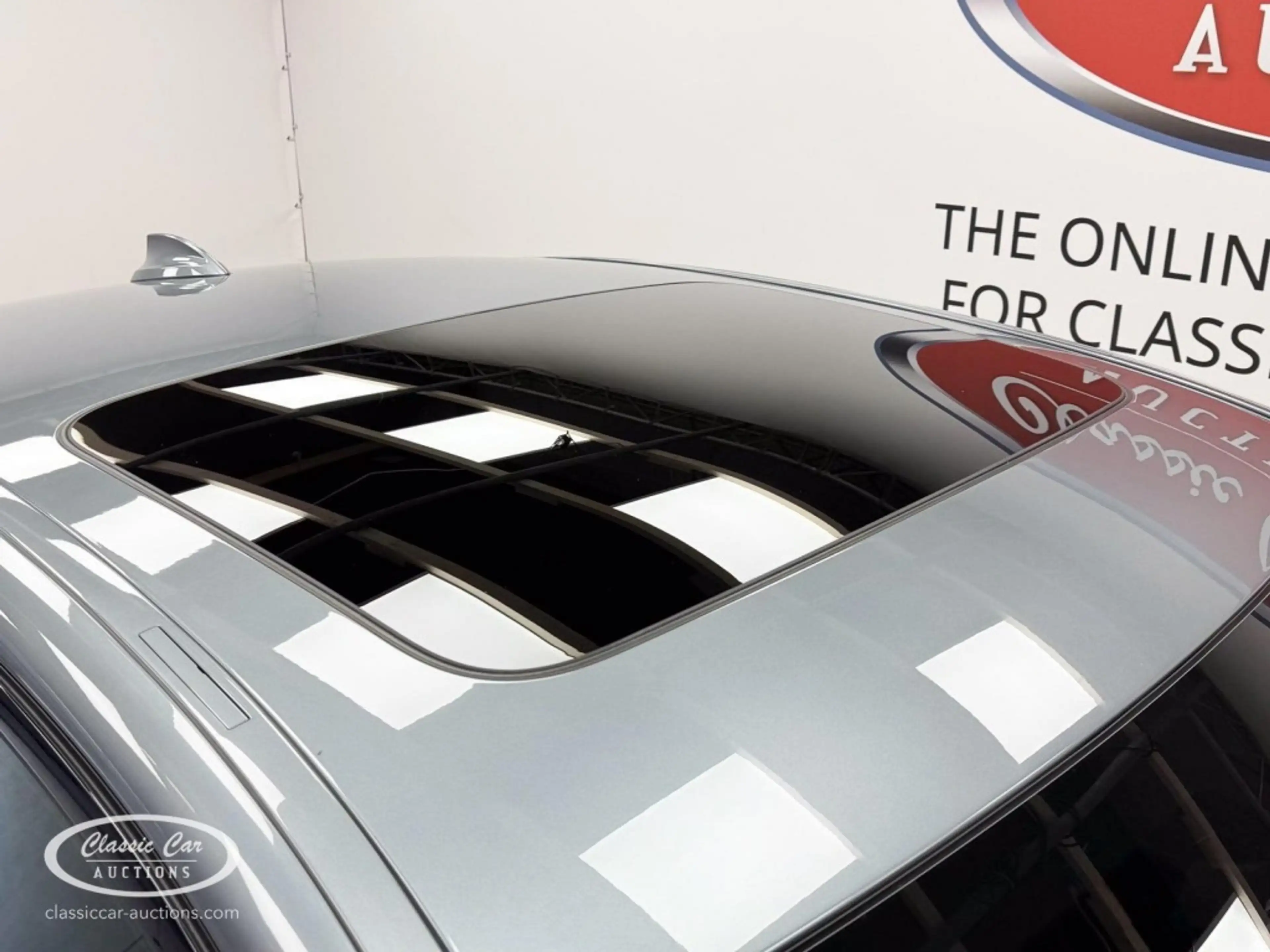 BMW M550 M550D xDrive High Executive - ONLINE AUCTION — photo 14