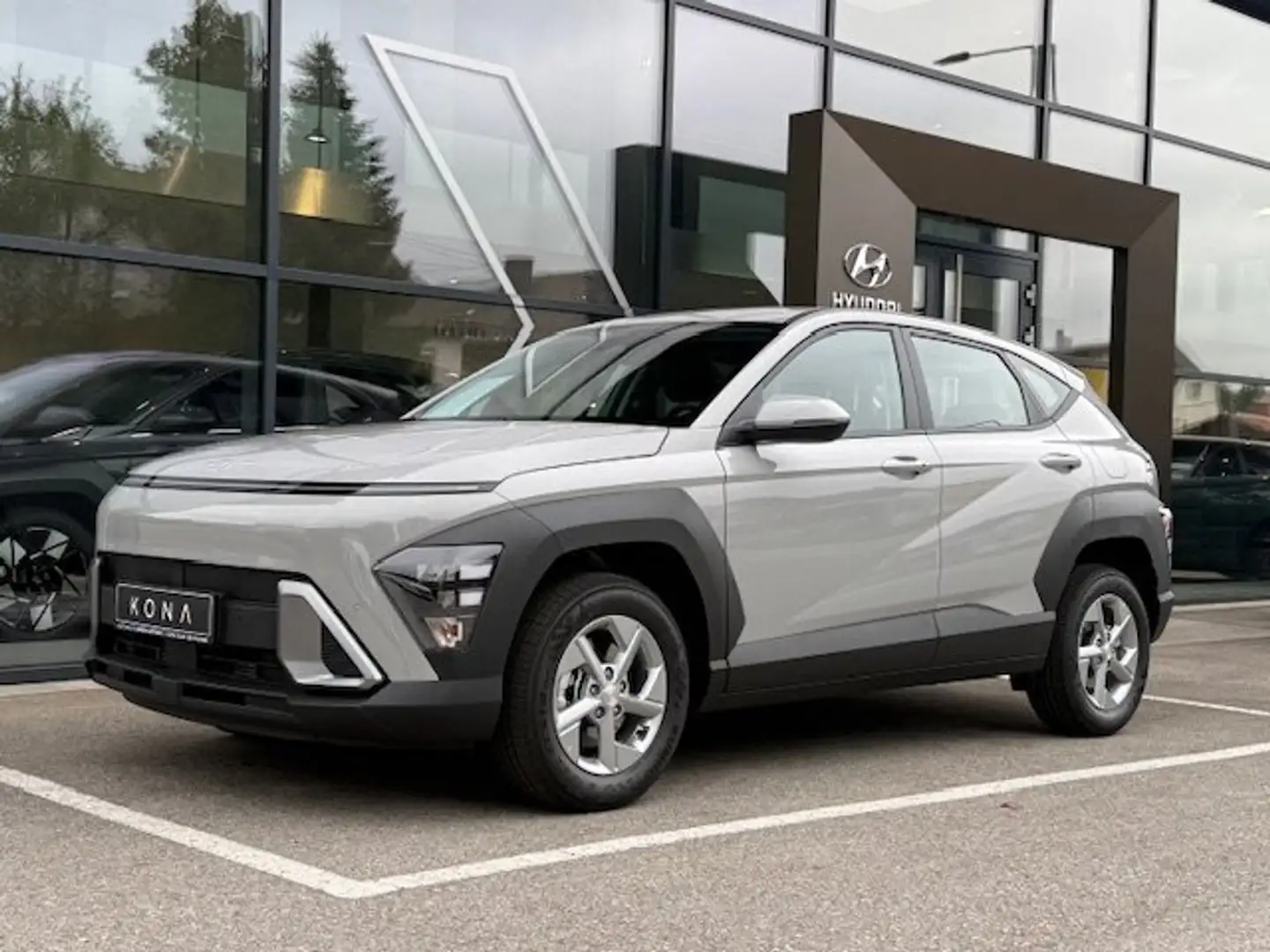 Hyundai KONA (SX2) 1,0 T-GDi 2WD Smart Line 5bs1 Grau - 1