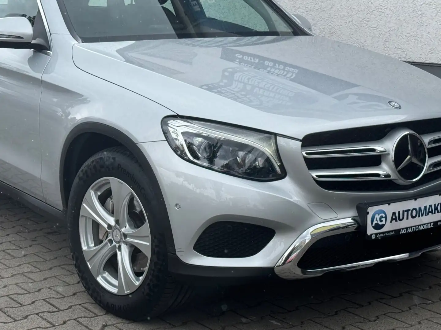 Mercedes-Benz GLC 250 d 4M. Distr+ H.UP AHK LED NAV. I.Hand Silber - 2